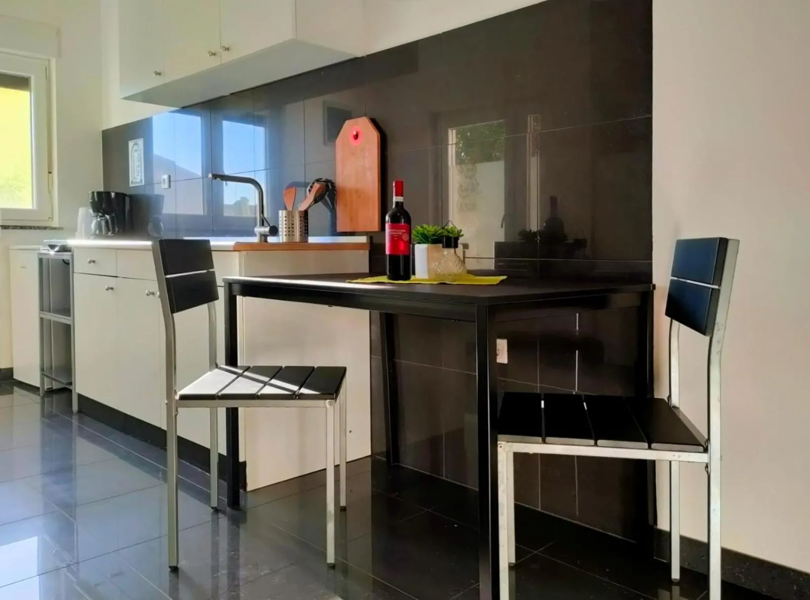 Rafael Apartments