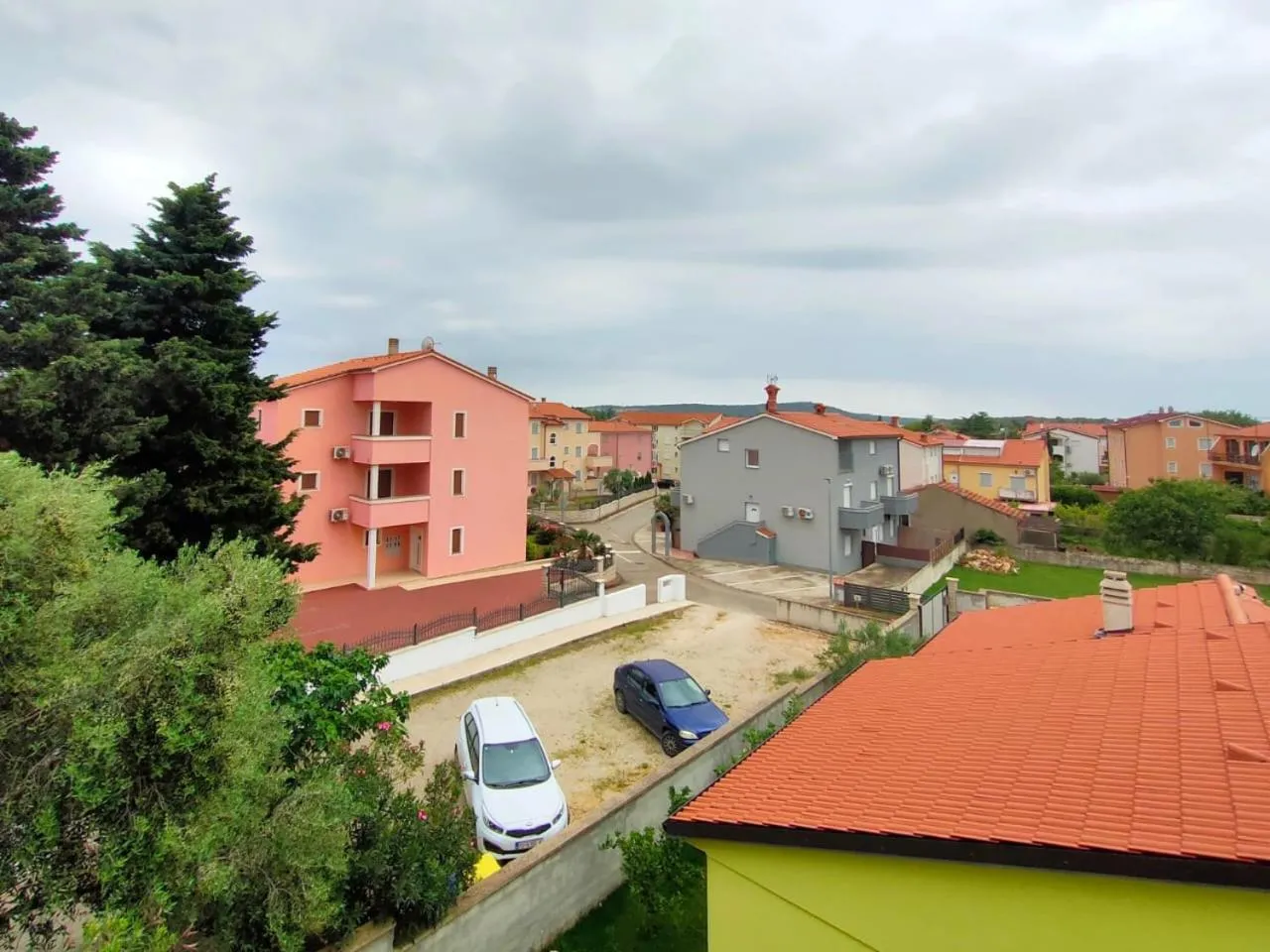 Rafael Apartments