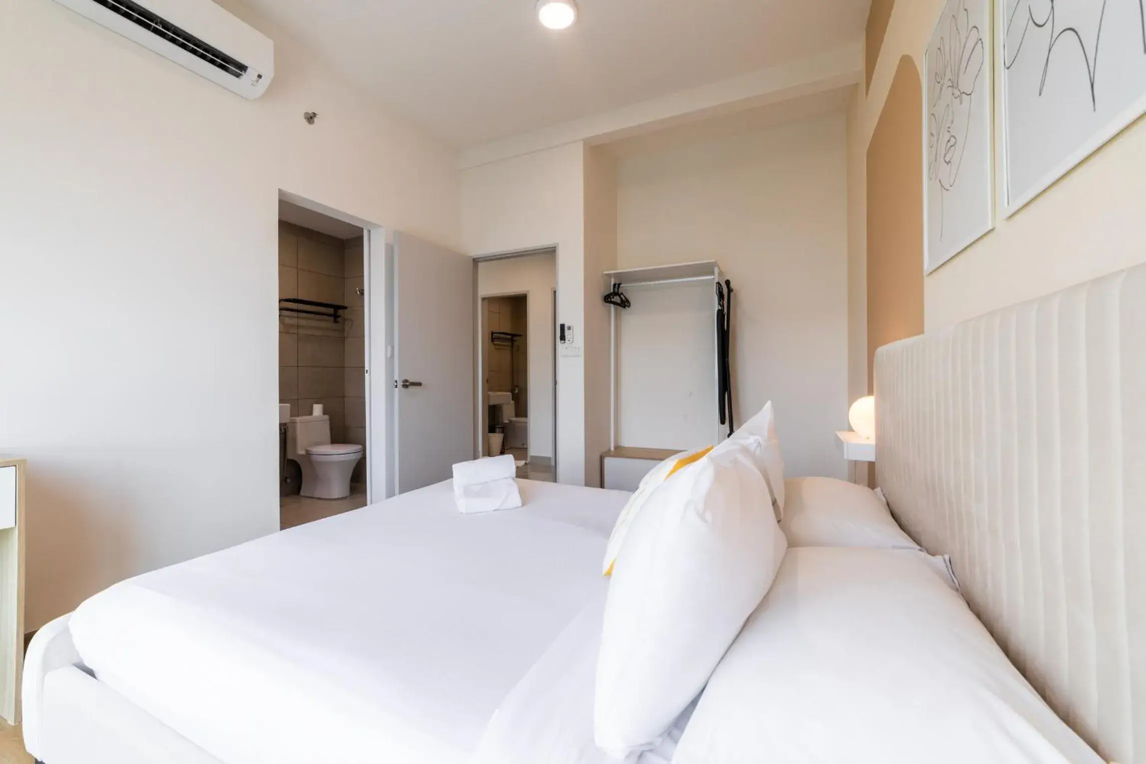 Bed in Plaza Kelana Jaya Suites by Sleepy Bear Bed in Plaza Kelana Jaya Suites by Sleepy Bear