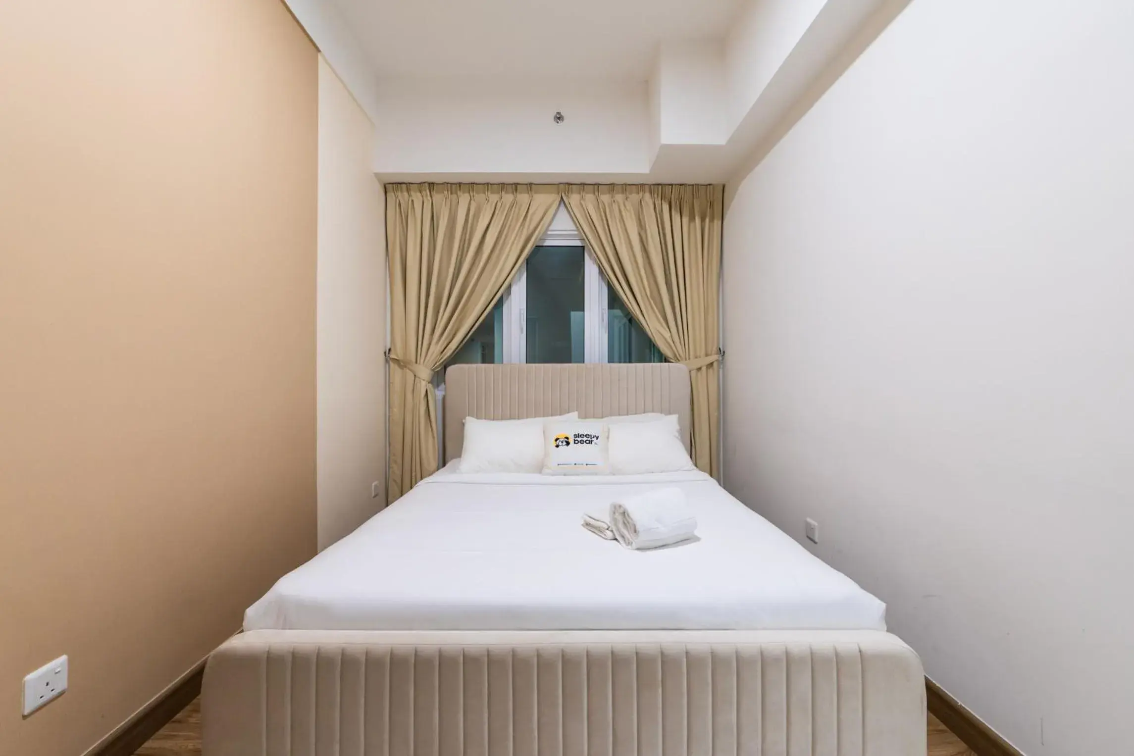 Bed in Plaza Kelana Jaya Suites by Sleepy Bear Bed in Plaza Kelana Jaya Suites by Sleepy Bear