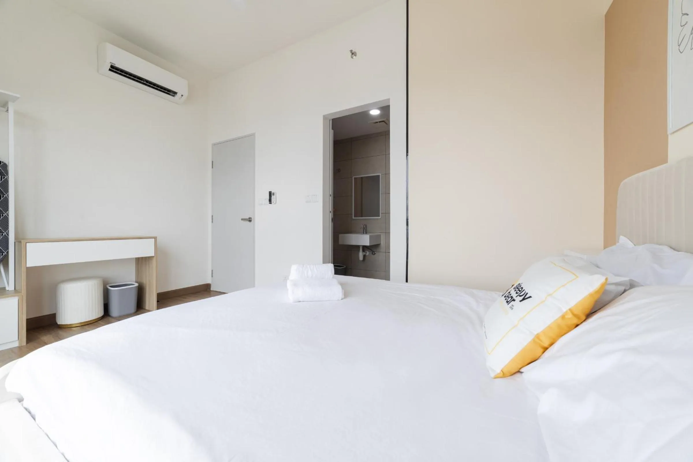 Bed in Plaza Kelana Jaya Suites by Sleepy Bear