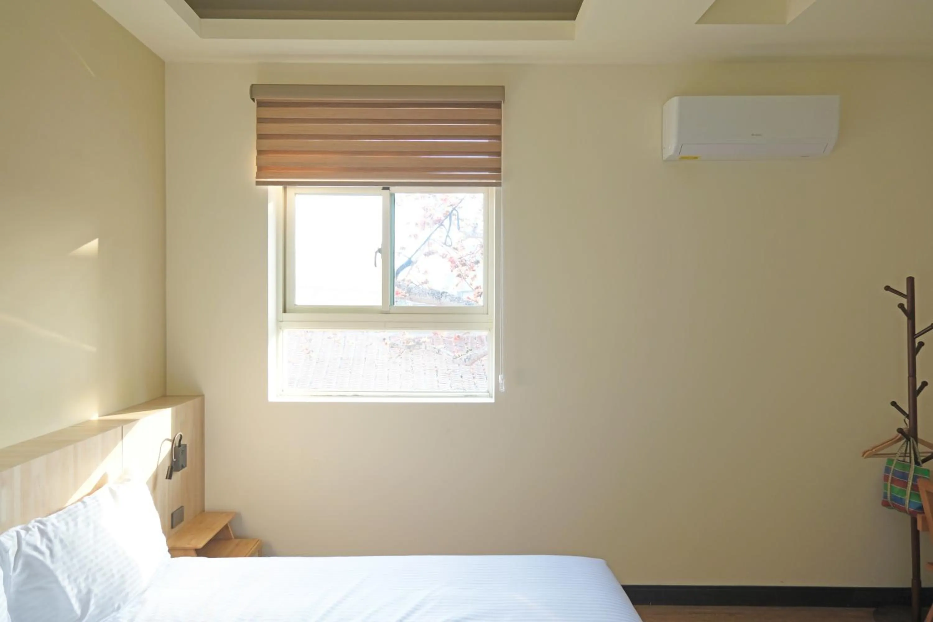 Off site, Bed in WDbnb