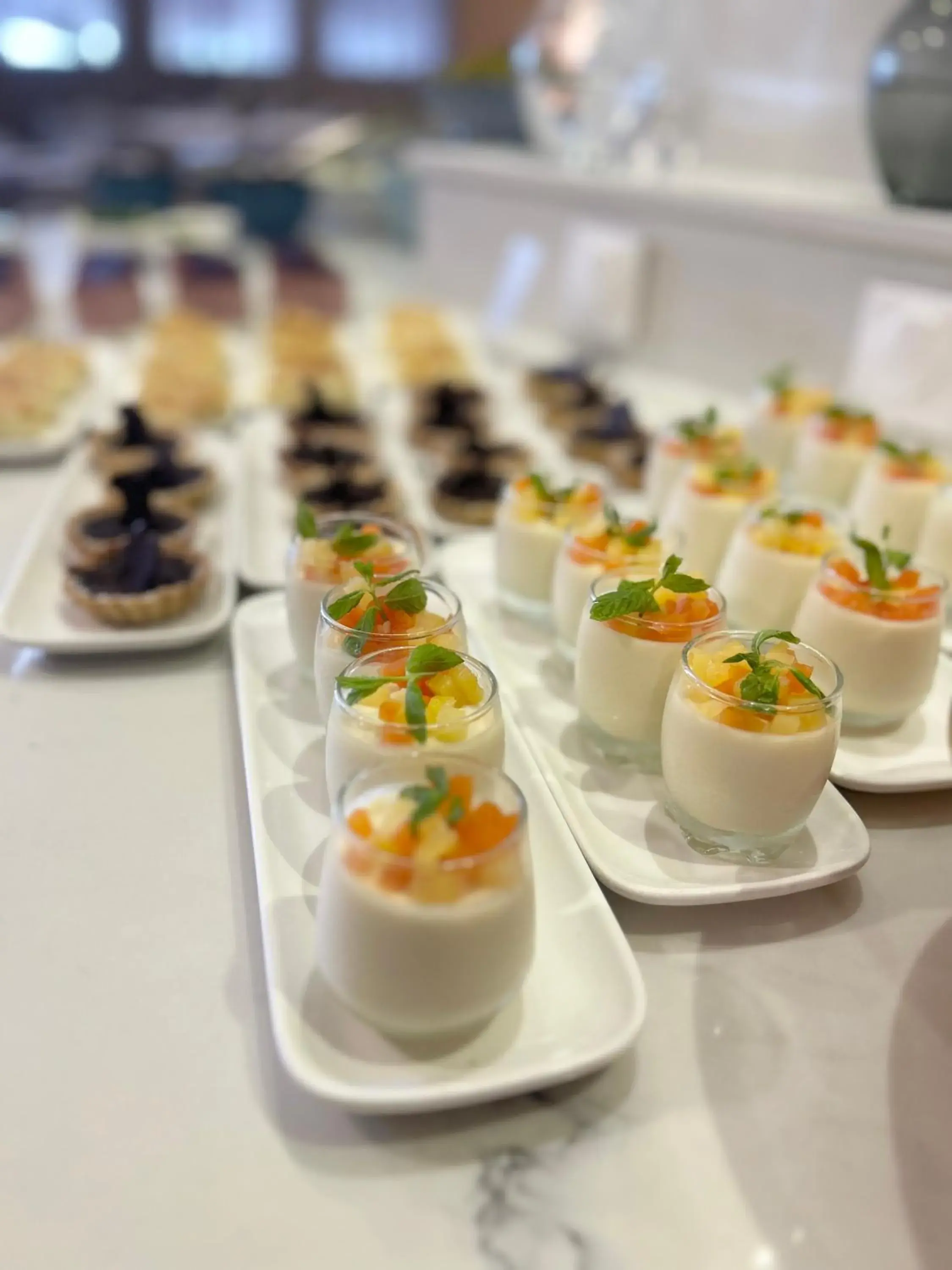 Restaurant/places to eat in Hôtel Ivotel Abidjan Restaurant/places to eat in Hôtel Ivotel Abidjan