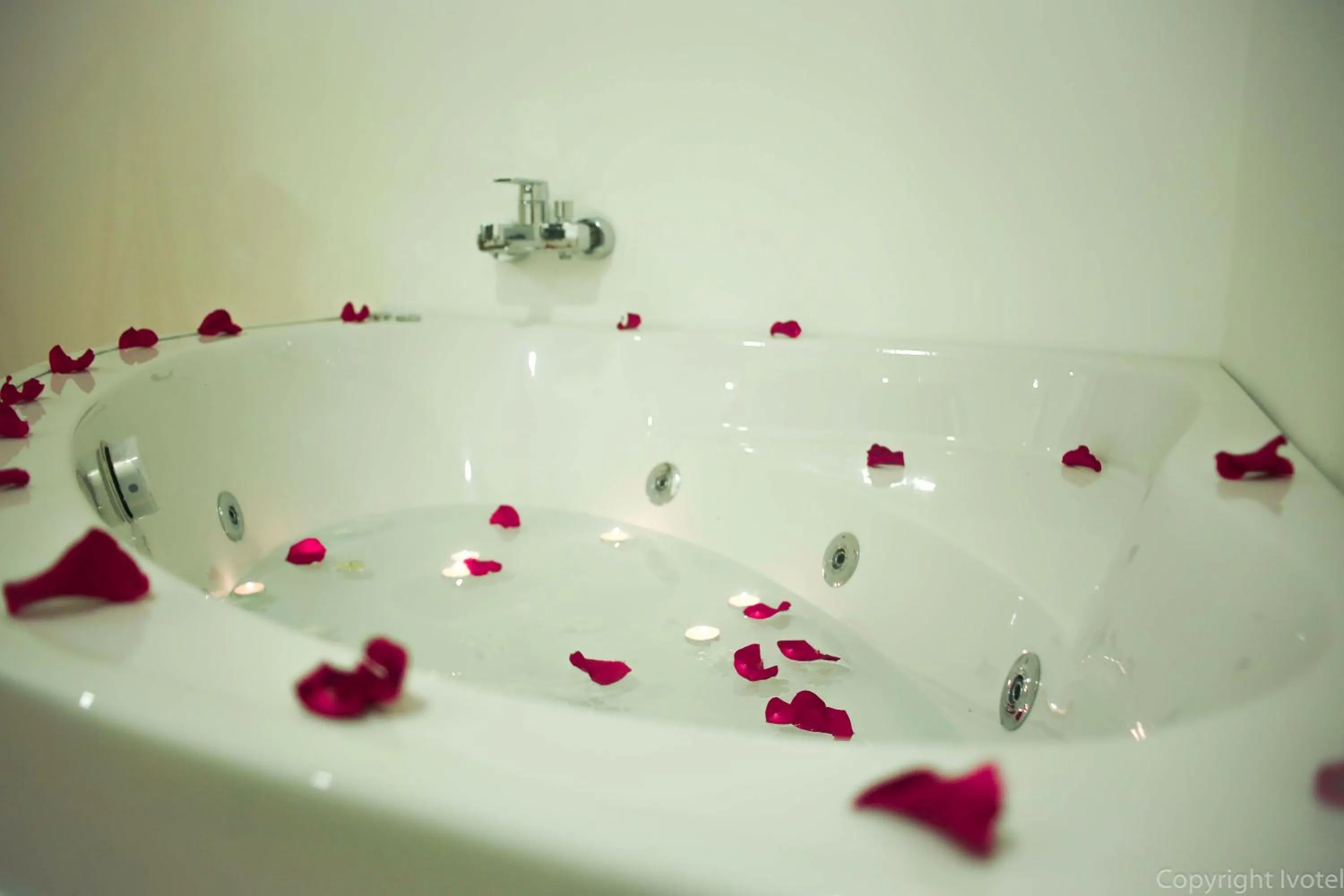 Spa and wellness centre/facilities in Hôtel Ivotel Abidjan