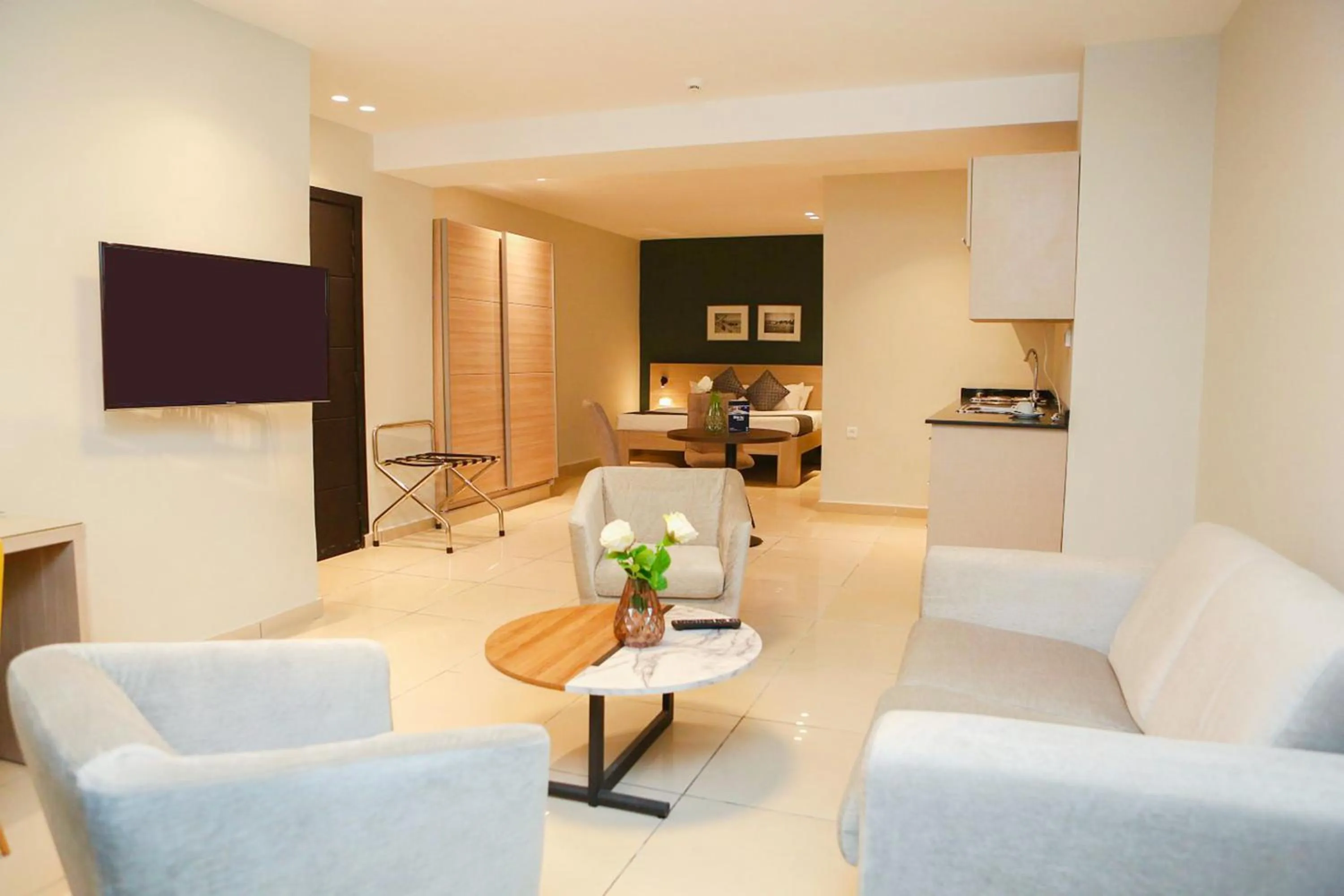 Photo of the whole room in Hôtel Ivotel Abidjan