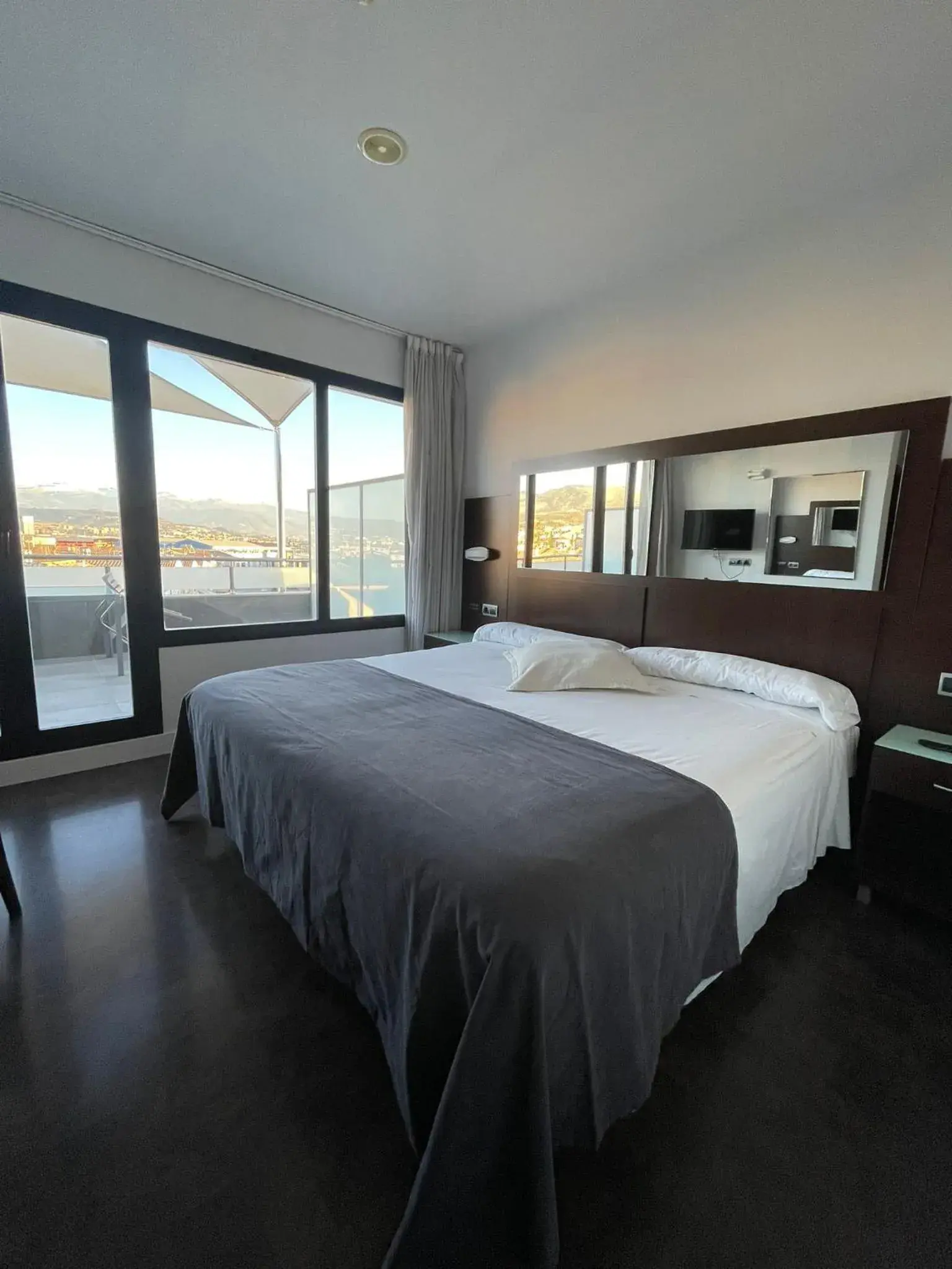 Double Room with Terrace in YIT Conquista de Granada Double Room with Terrace in YIT Conquista de Granada