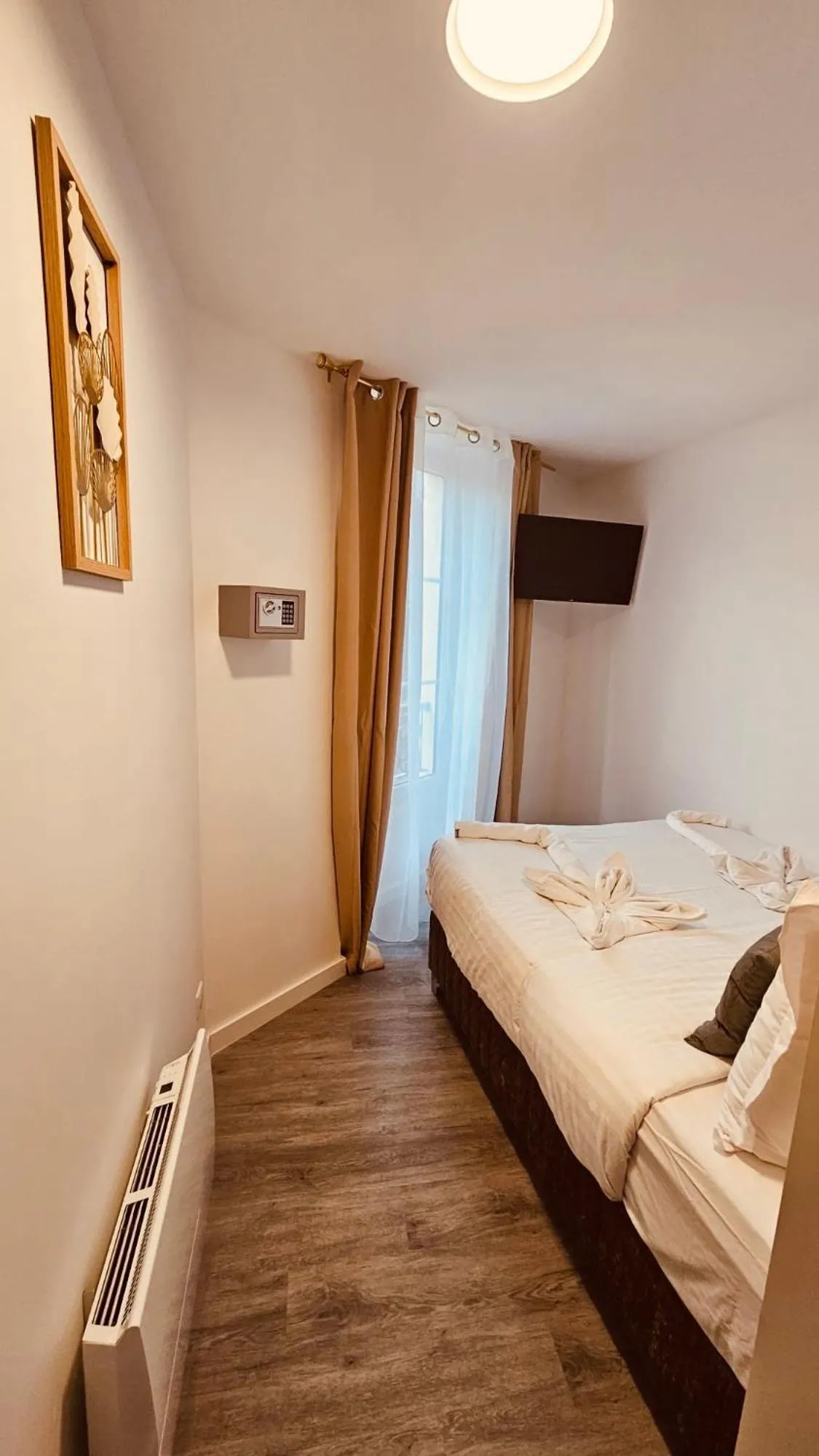 Bed in HOTEL FORMIO