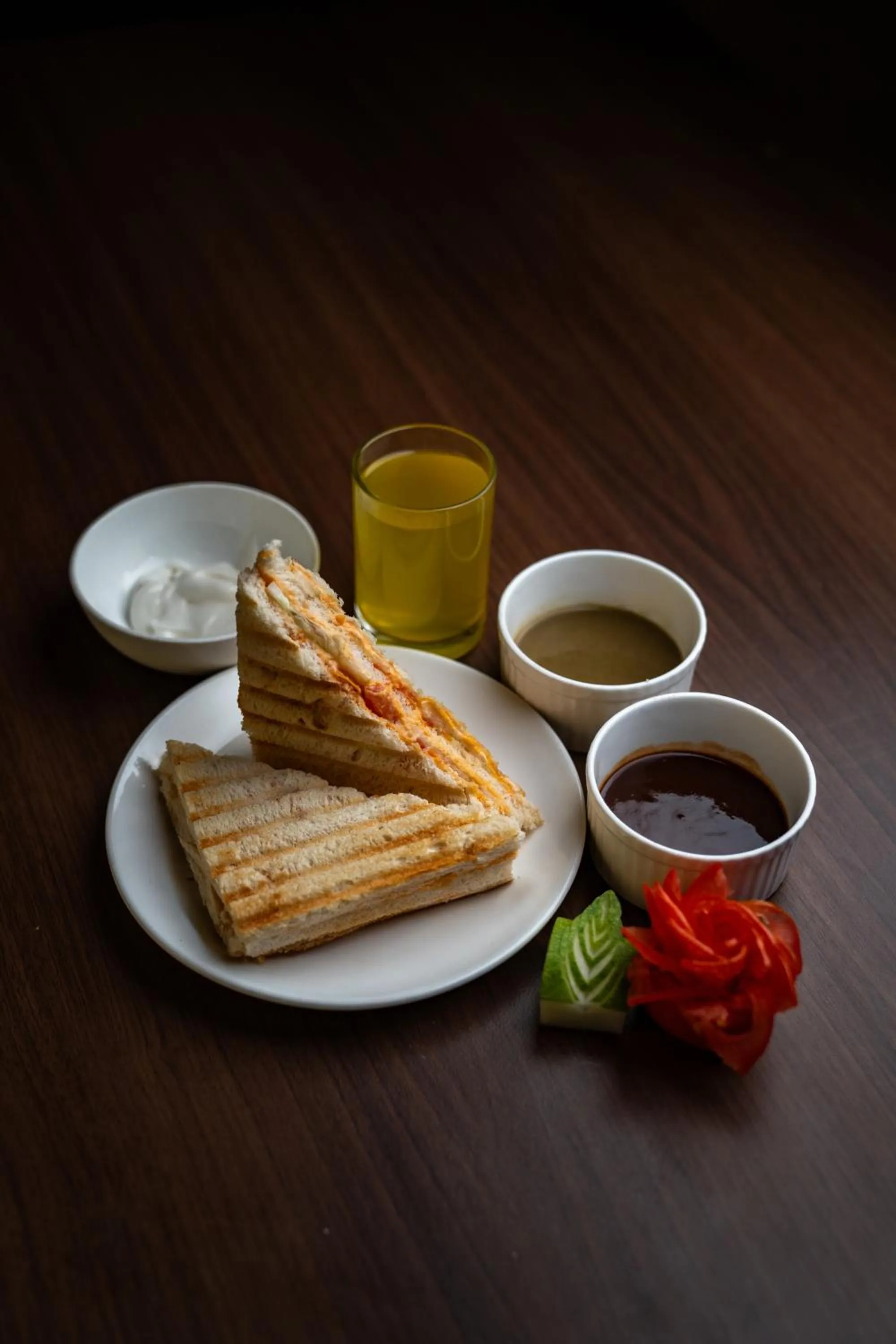 Restaurant/places to eat in Muscatel Nirvana – At The Mall Road