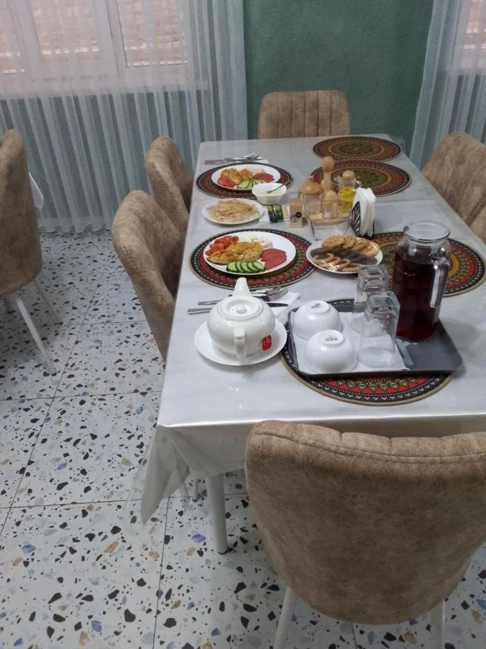 Food and drinks in Al-Qal`a