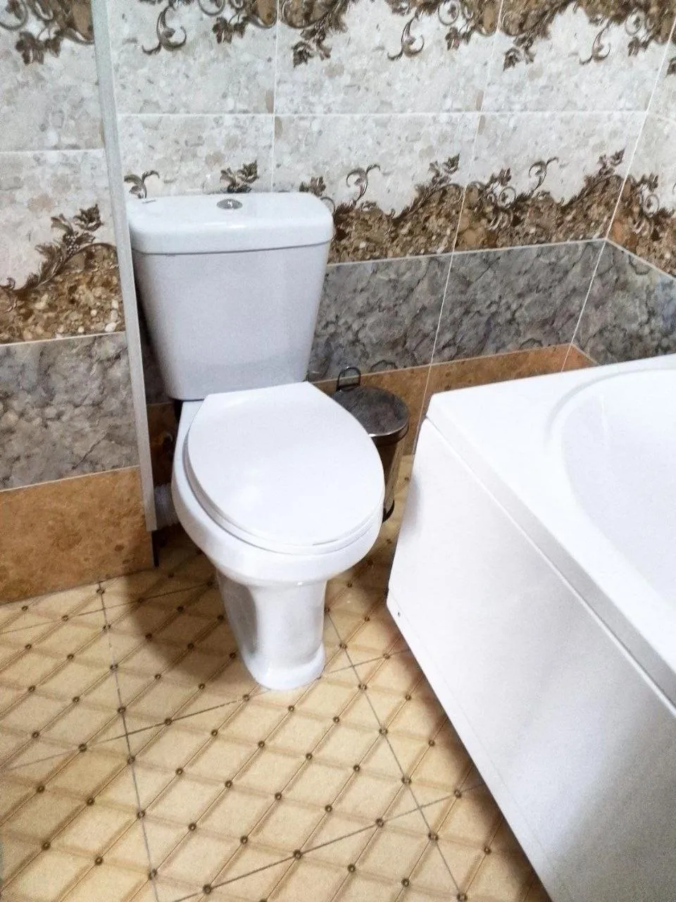 Toilet in Al-Qal`a
