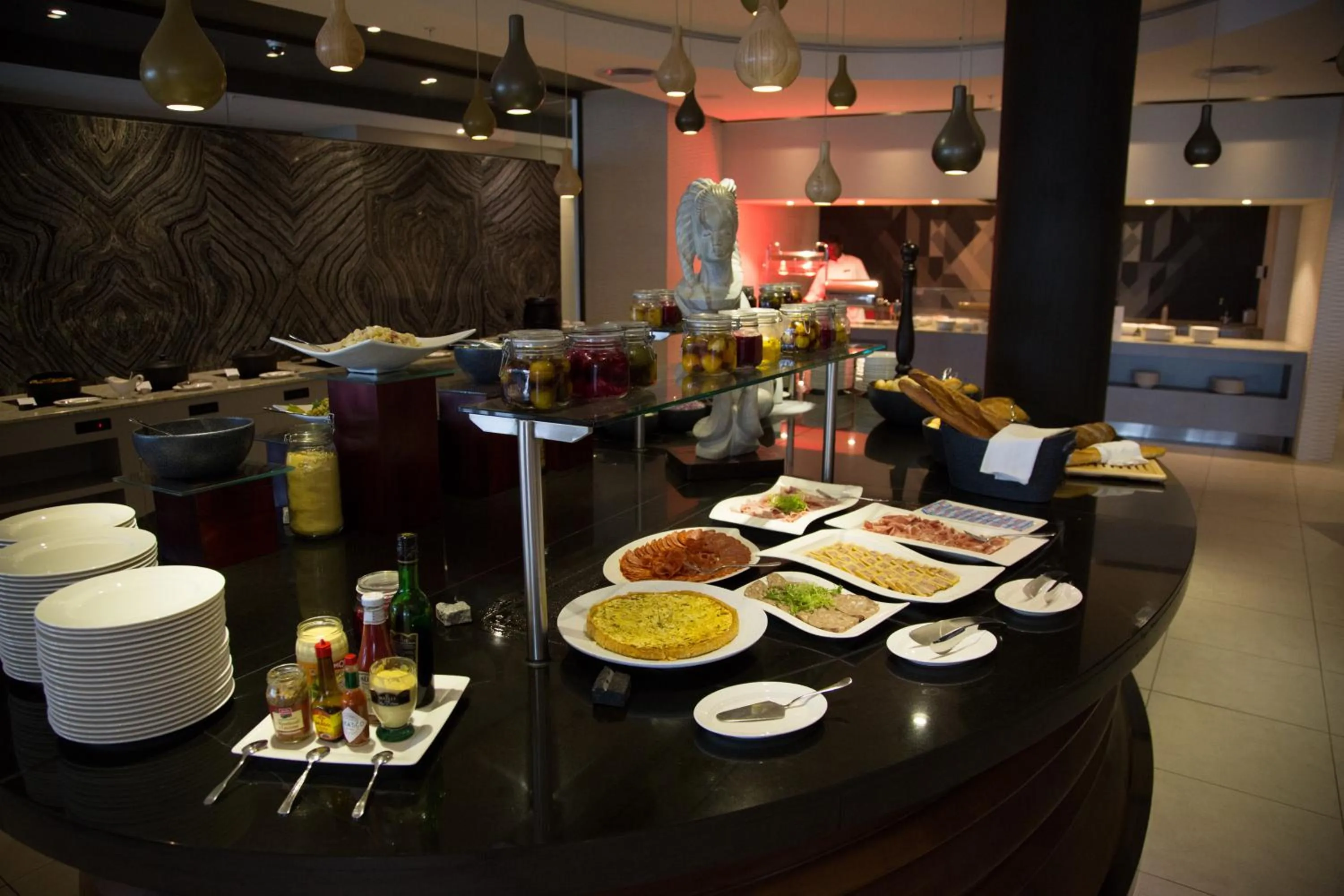 Restaurant/places to eat in Park Inn by Radisson Libreville