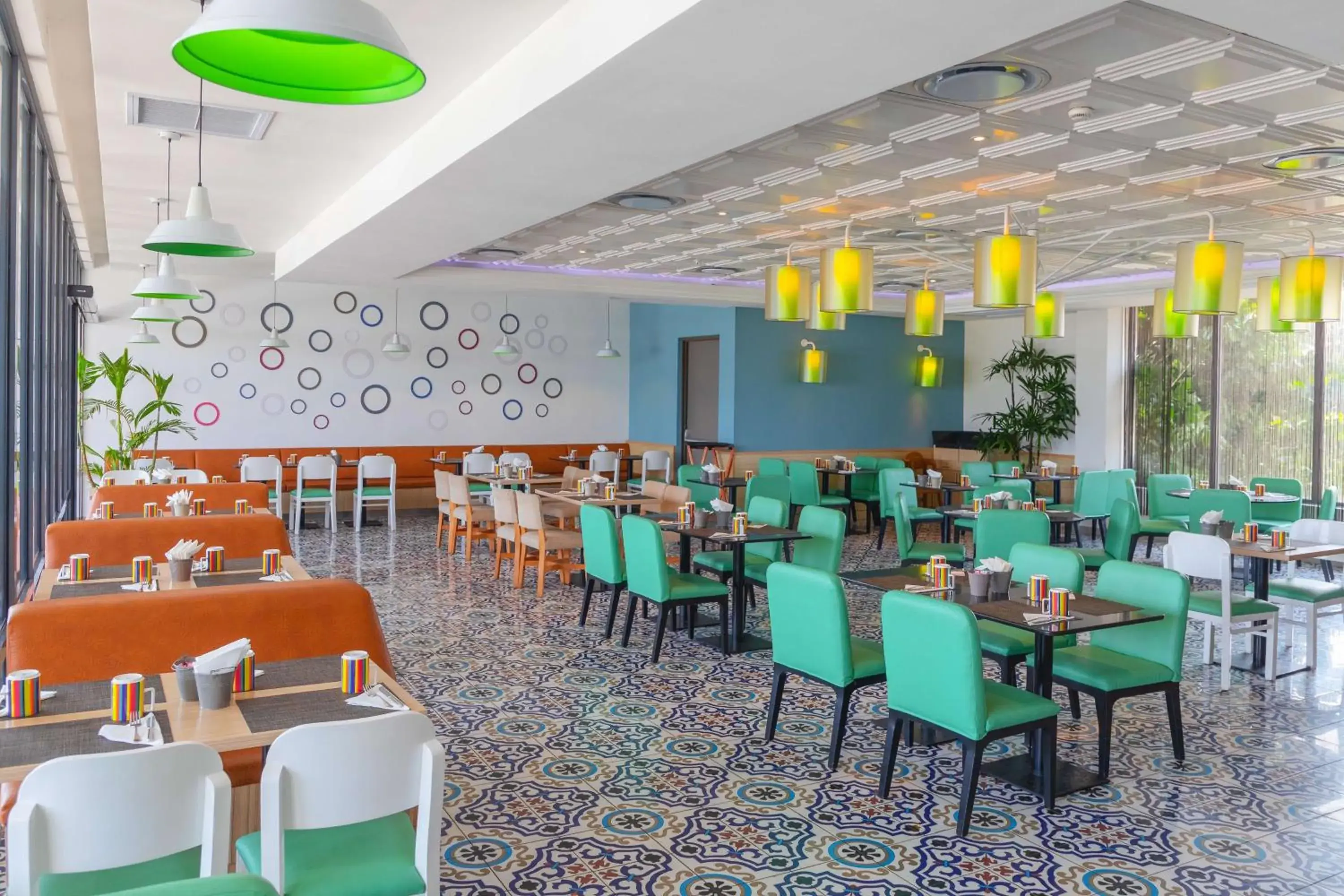 Restaurant/places to eat in Park Inn by Radisson Libreville Restaurant/places to eat in Park Inn by Radisson Libreville