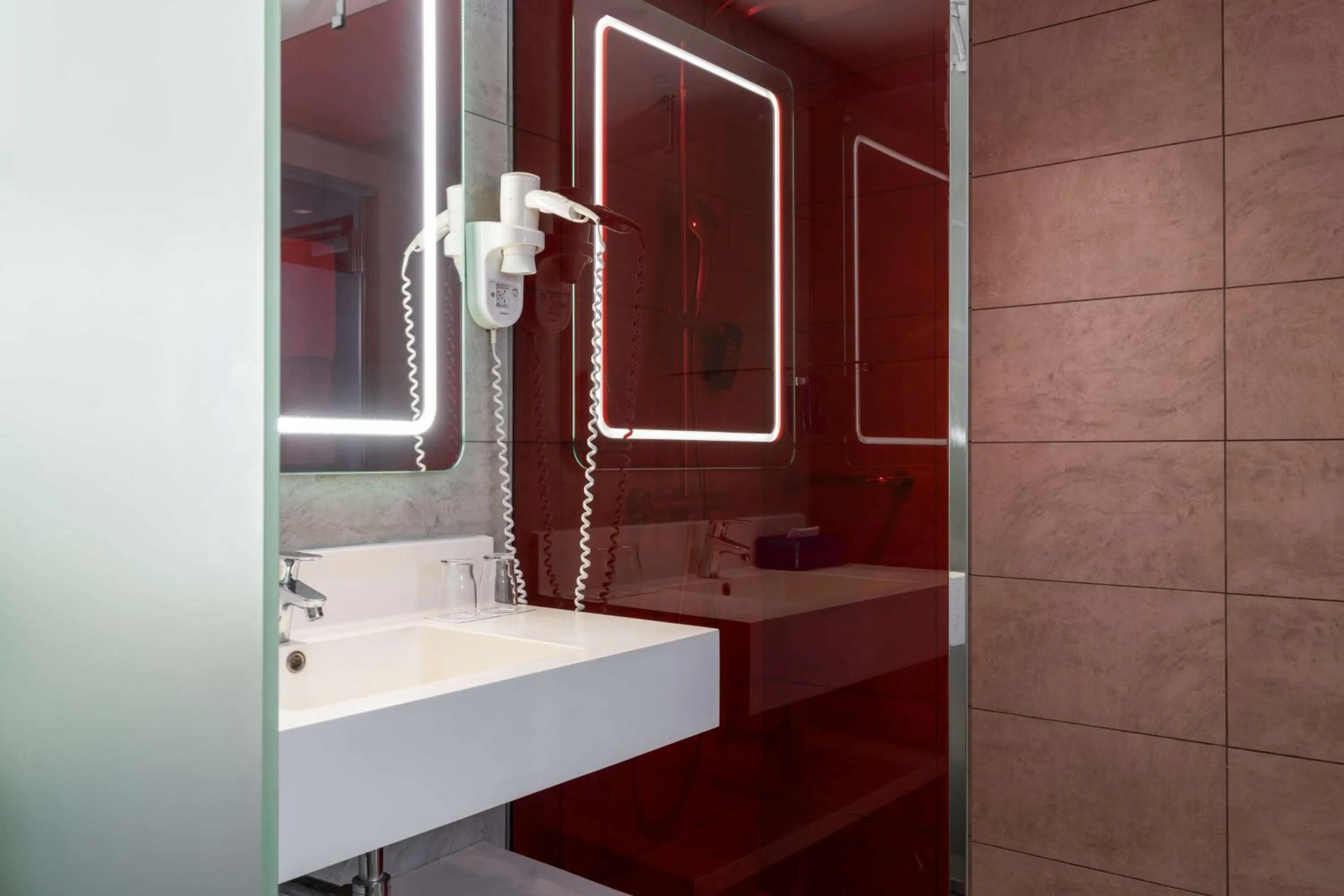 Bathroom in Park Inn by Radisson Libreville