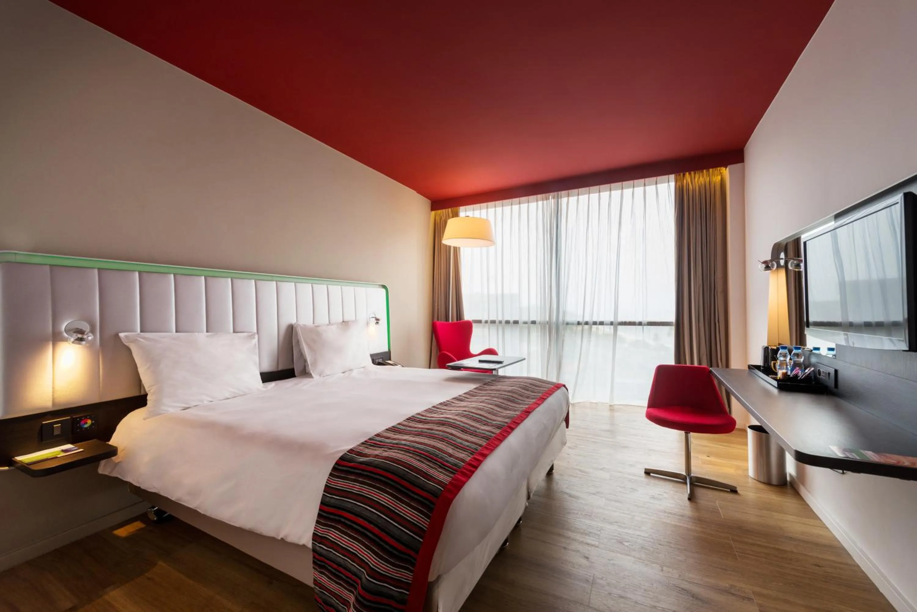 Photo of the whole room, Bed in Park Inn by Radisson Libreville