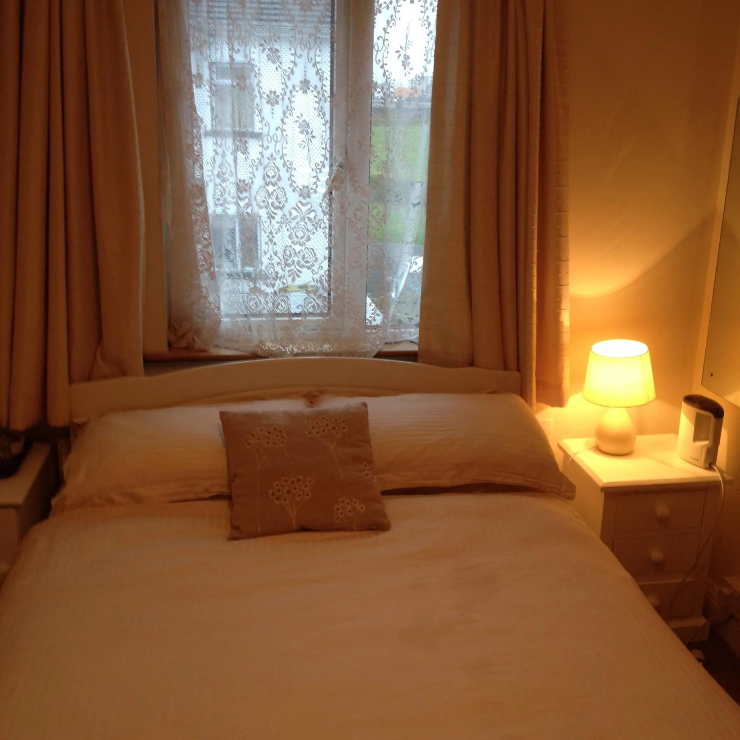 Bed in Dun Roamin
