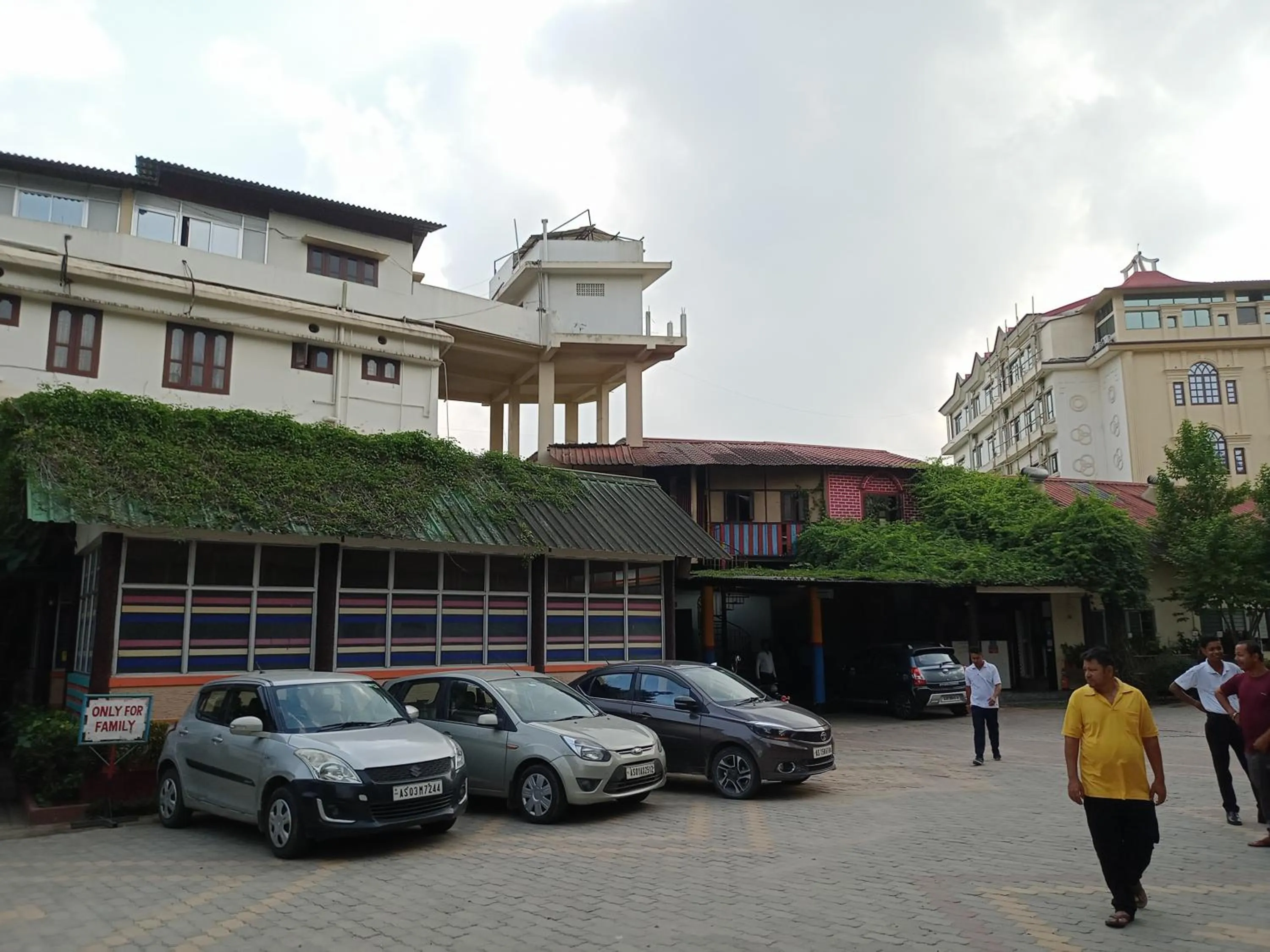 Parking in Dichang Resorts