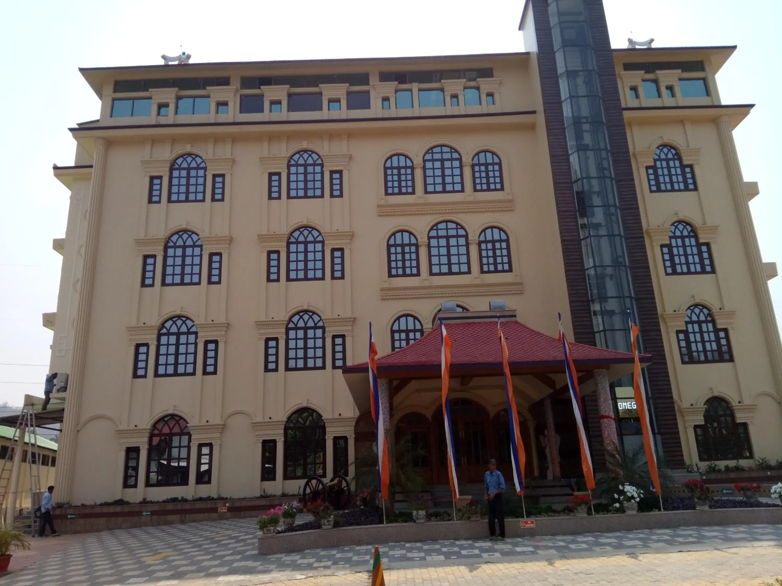 Facade/entrance in Dichang Resorts Facade/entrance in Dichang Resorts