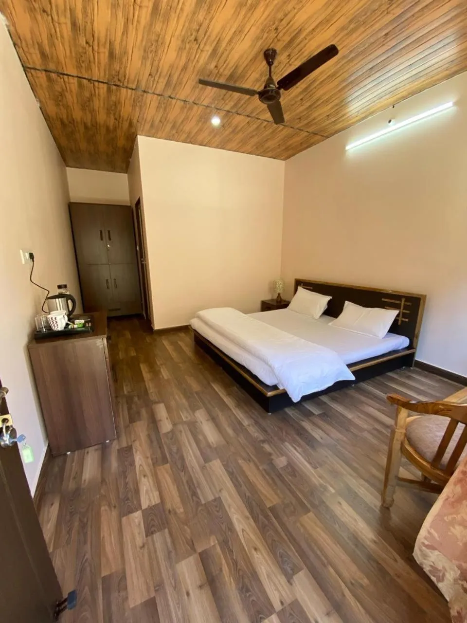 Bedroom, Bed in Bhagirathi Resort by Aikyam
