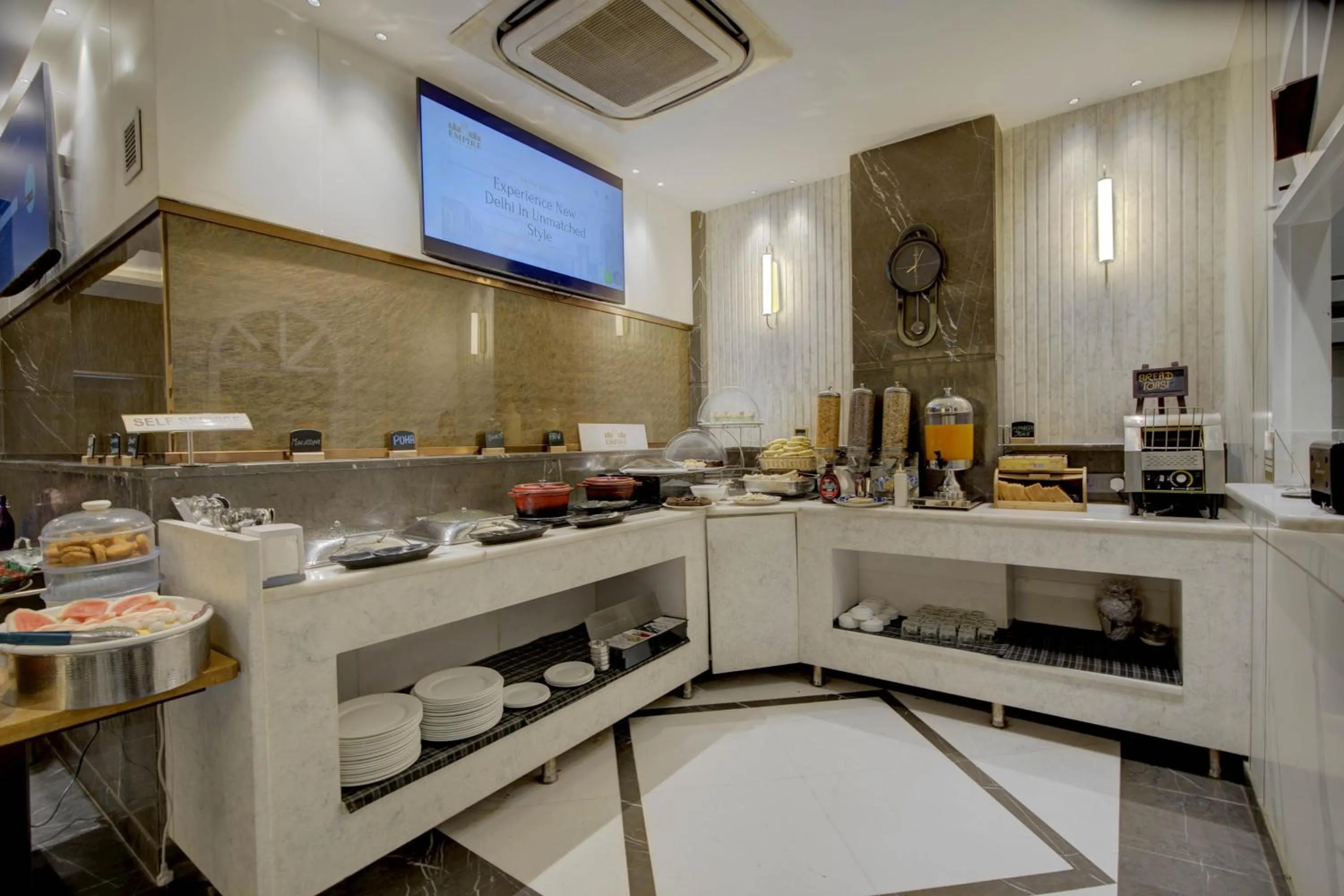 Restaurant/places to eat in Empire Platinum Suites-Luxury Aparthotel Central Delhi