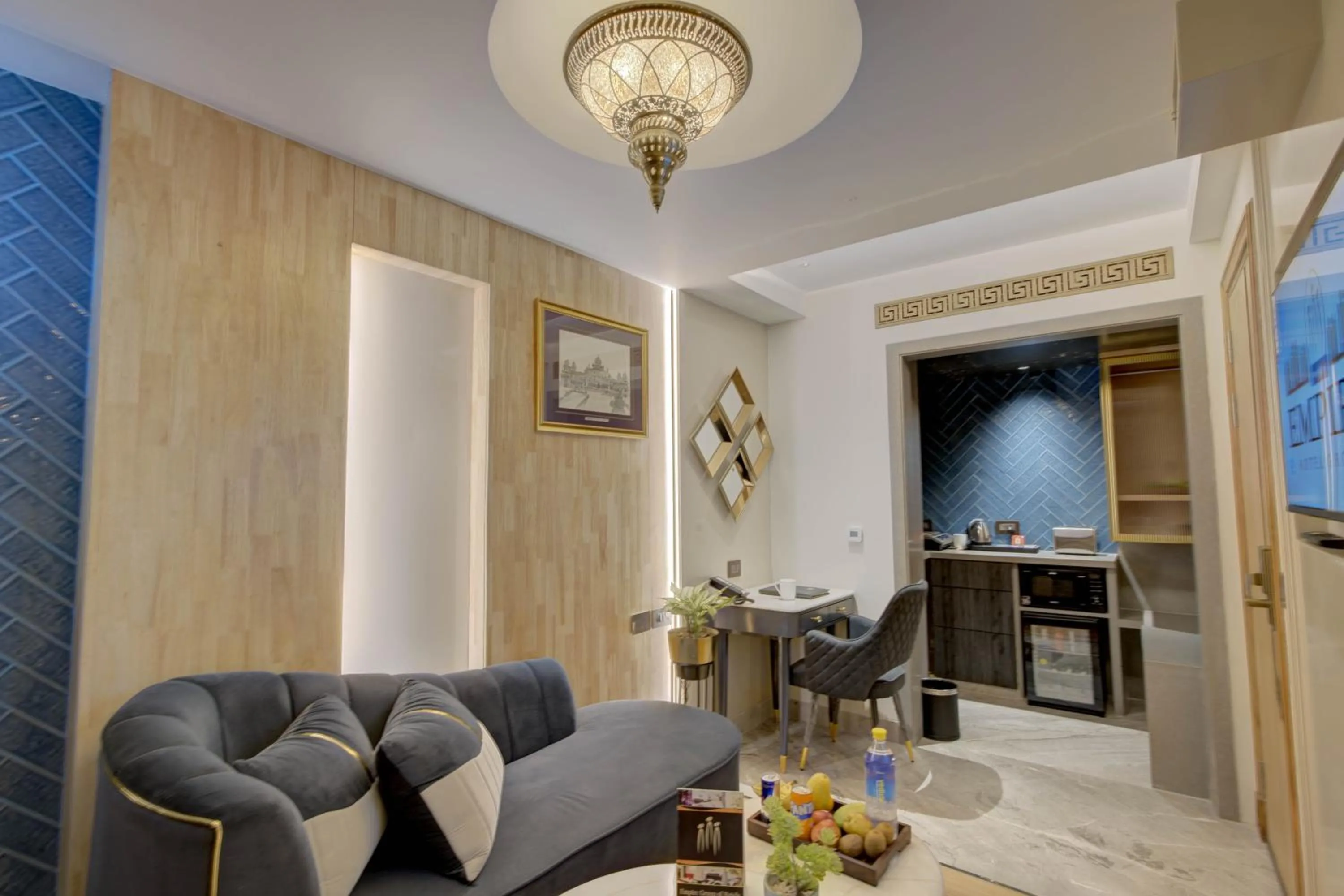 Living room in Empire Platinum Suites-Luxury Aparthotel Central Delhi