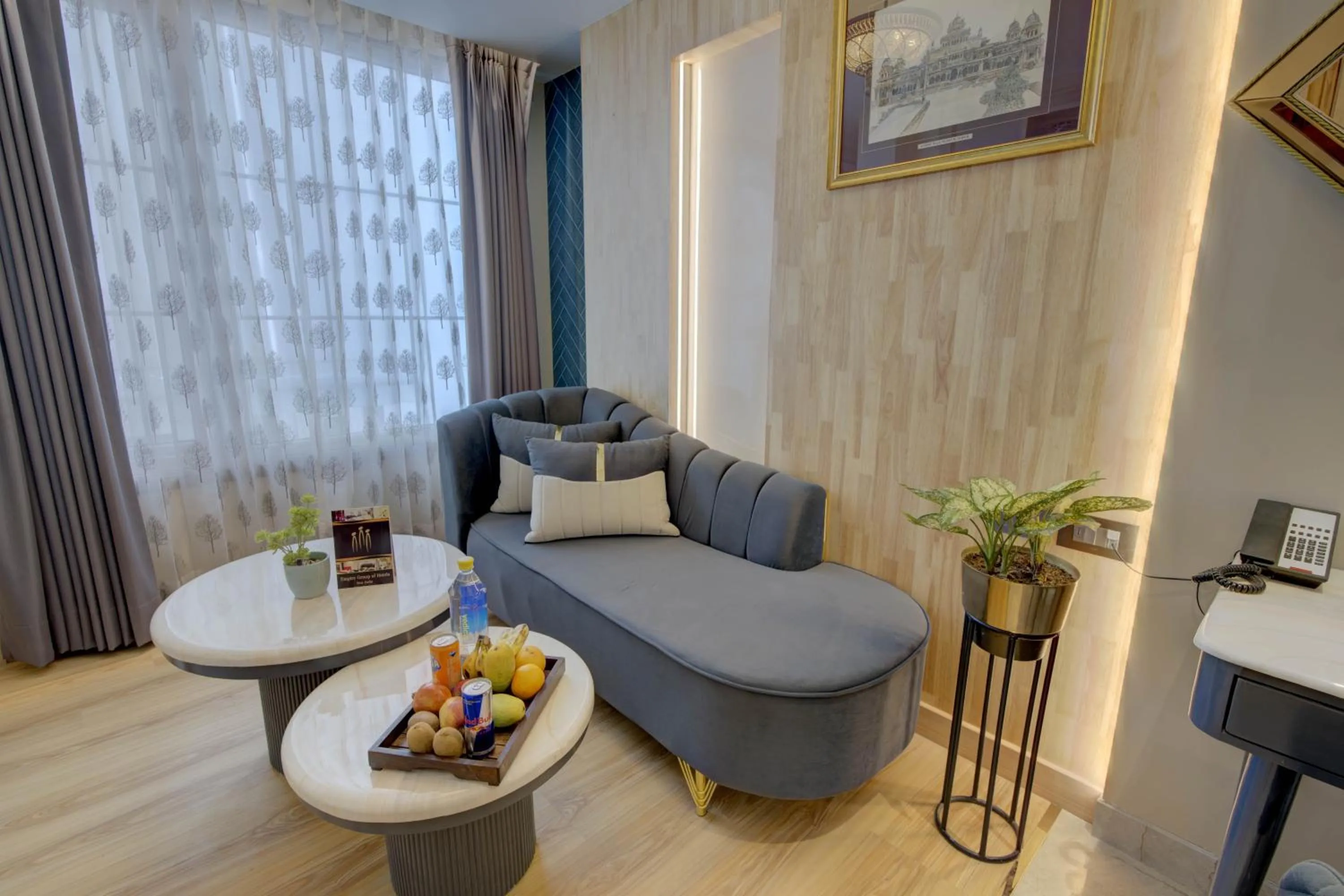 Food in Empire Platinum Suites-Luxury Aparthotel Central Delhi