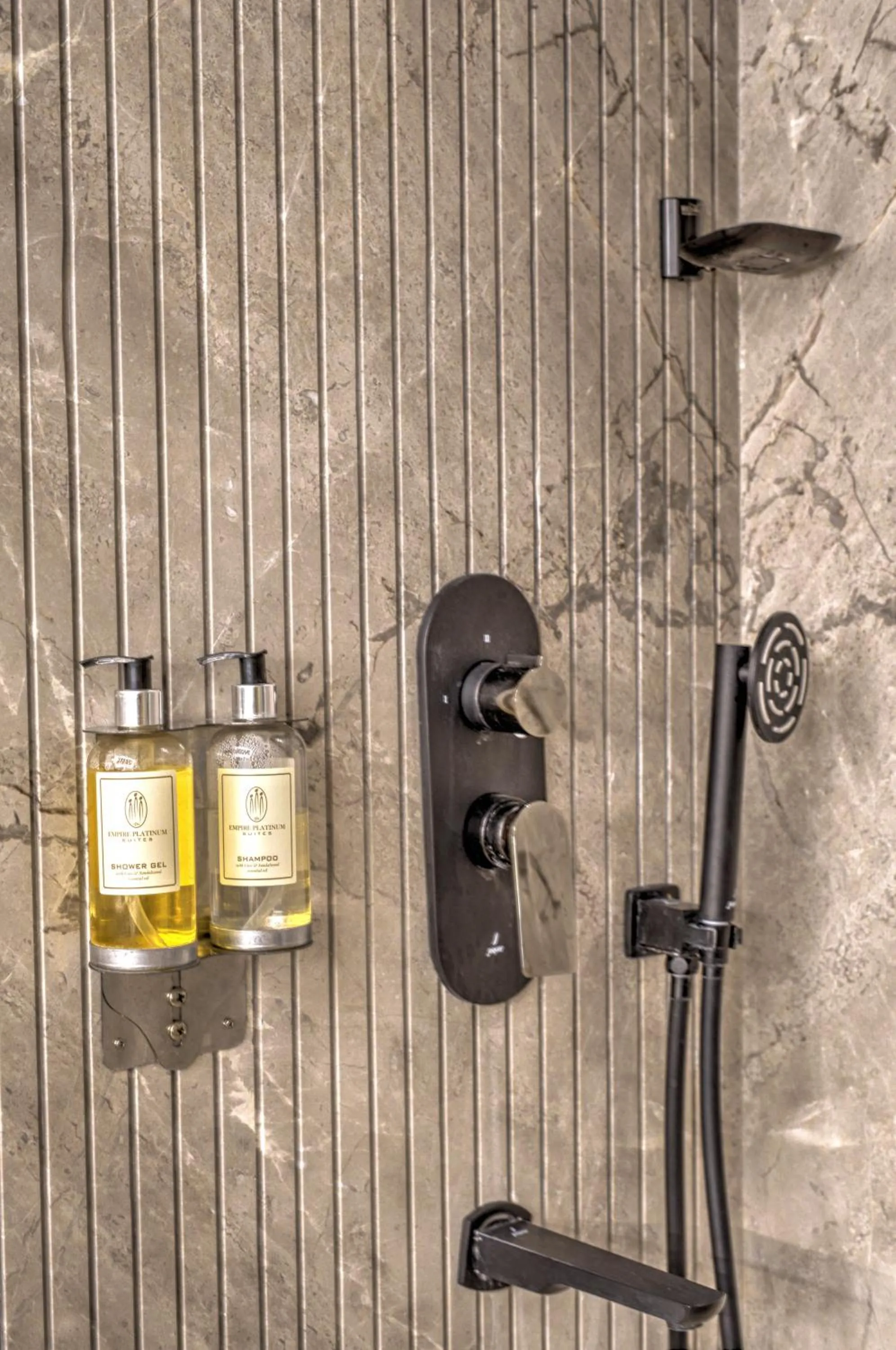 Bathroom in Empire Platinum Suites-Luxury Aparthotel Central Delhi