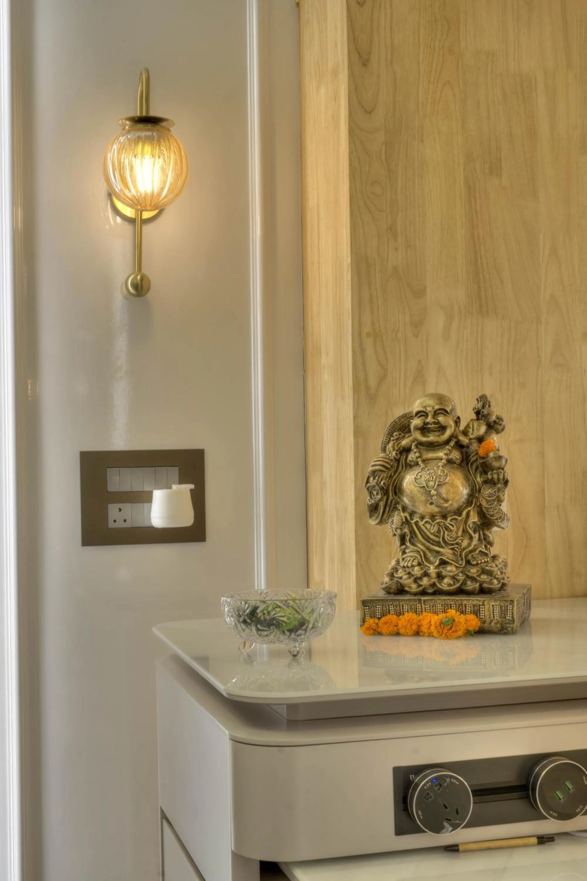 Property building in Empire Platinum Suites-Luxury Aparthotel Central Delhi
