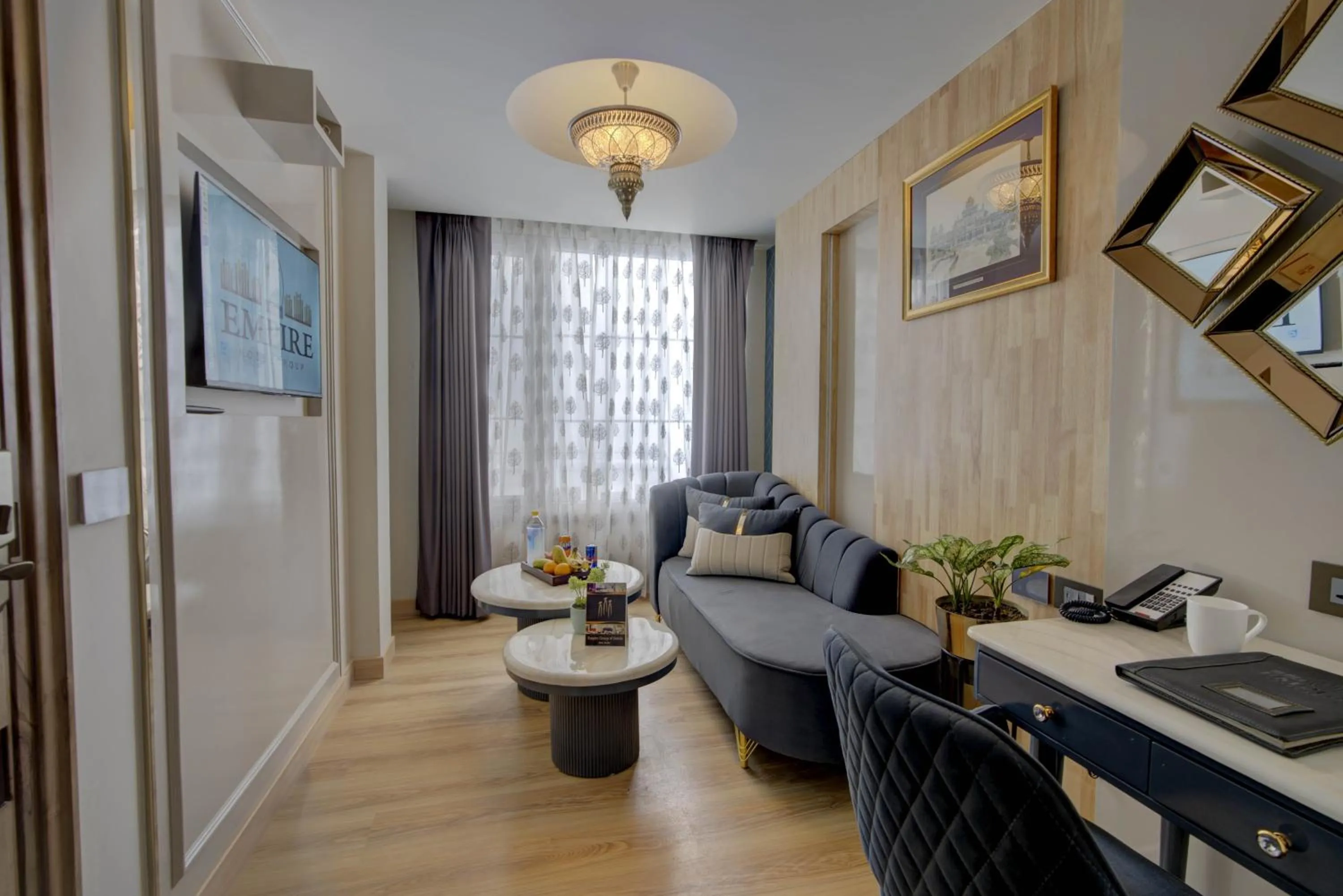 Living room in Empire Platinum Suites-Luxury Aparthotel Central Delhi