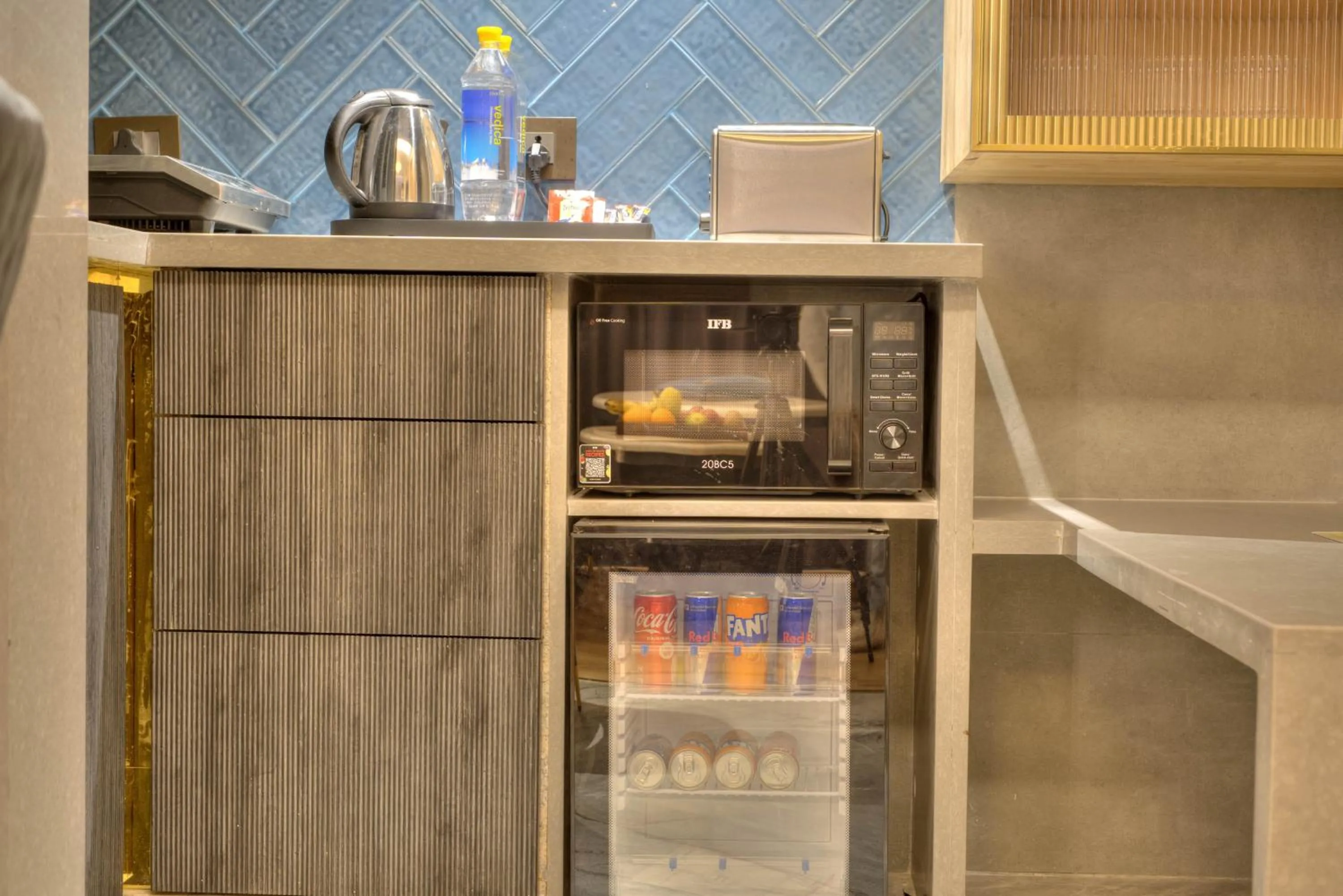 Kitchen or kitchenette in Empire Platinum Suites-Luxury Aparthotel Central Delhi