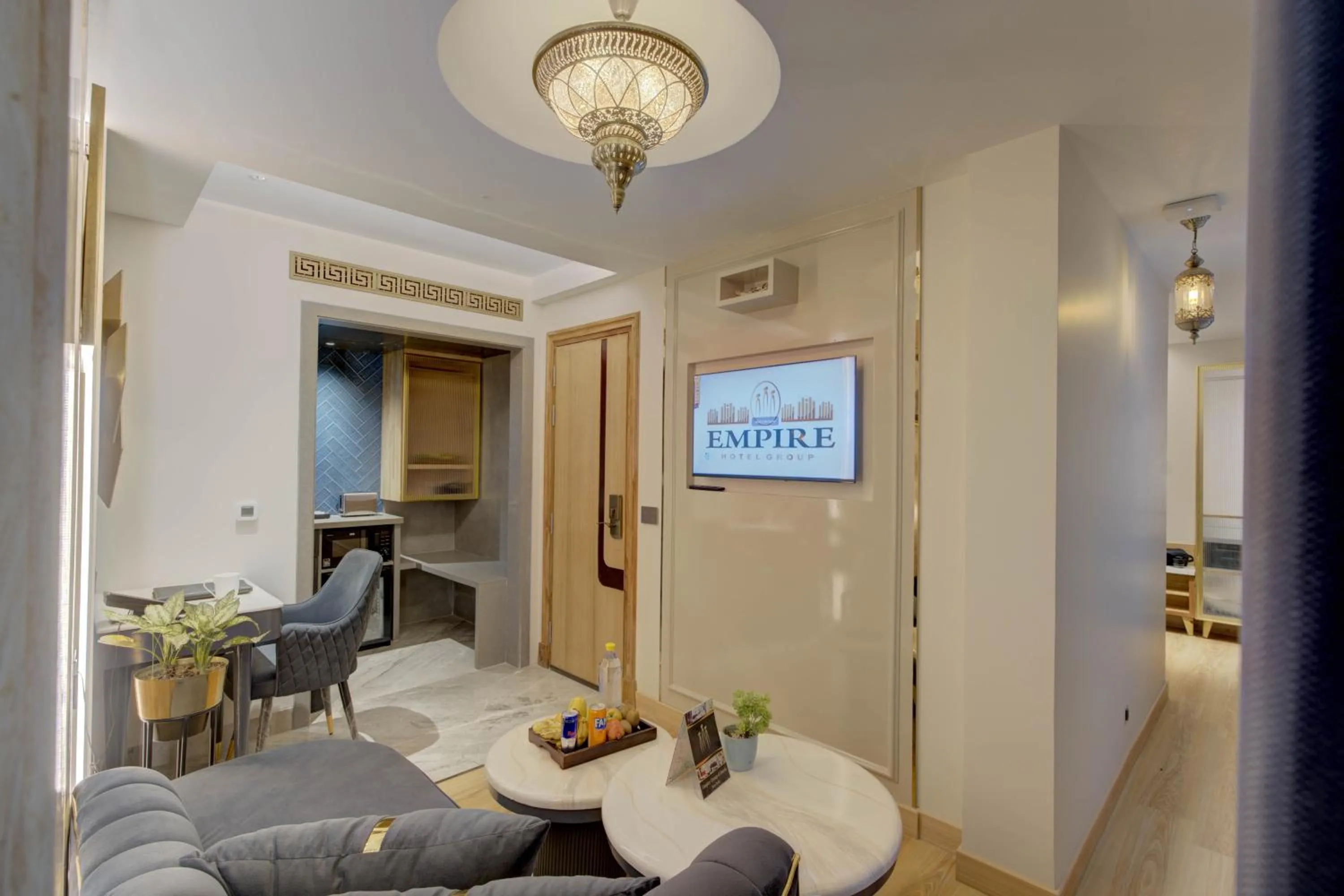 Living room in Empire Platinum Suites-Luxury Aparthotel Central Delhi