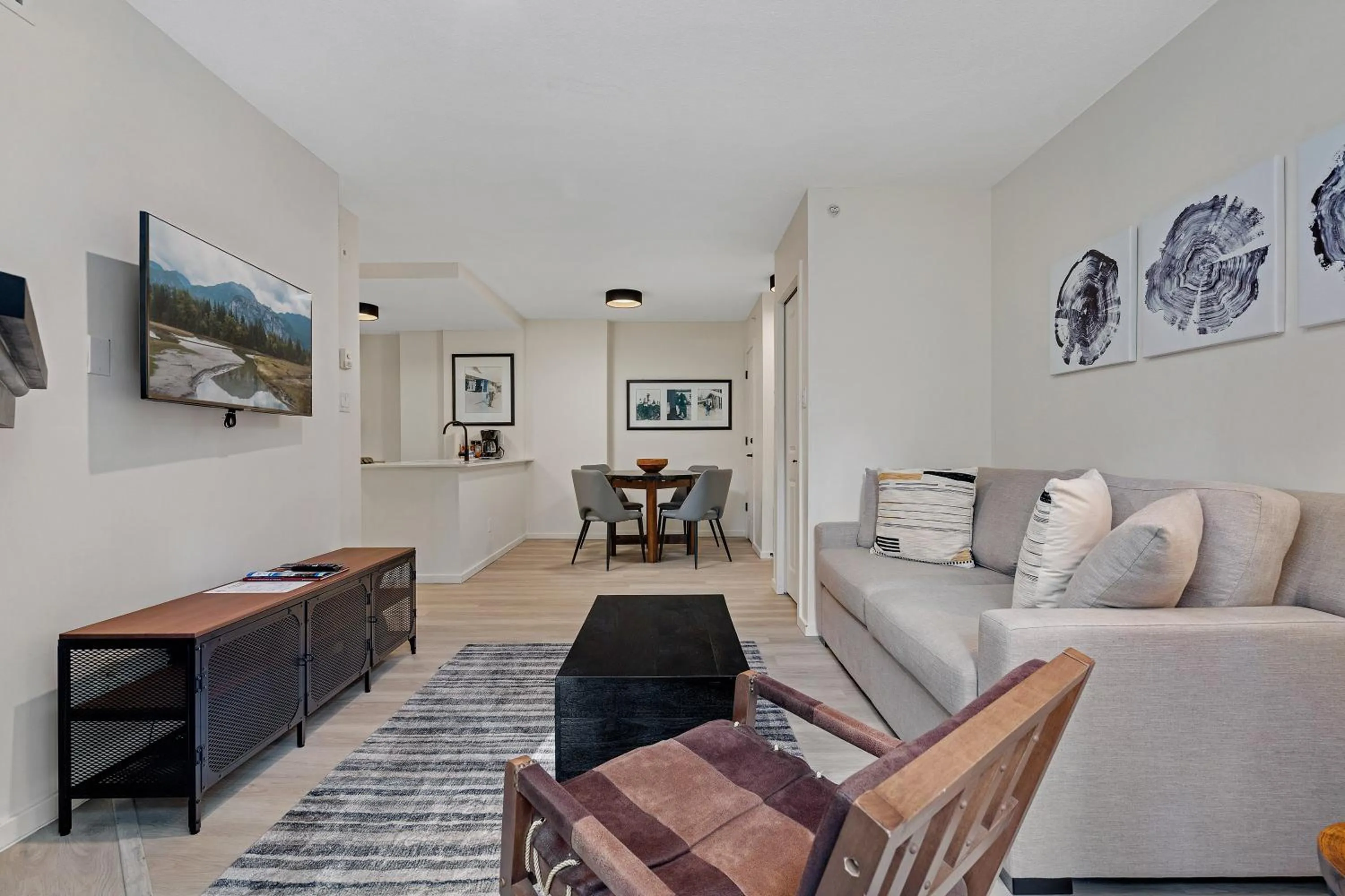 TV and multimedia in Cascade Lodge