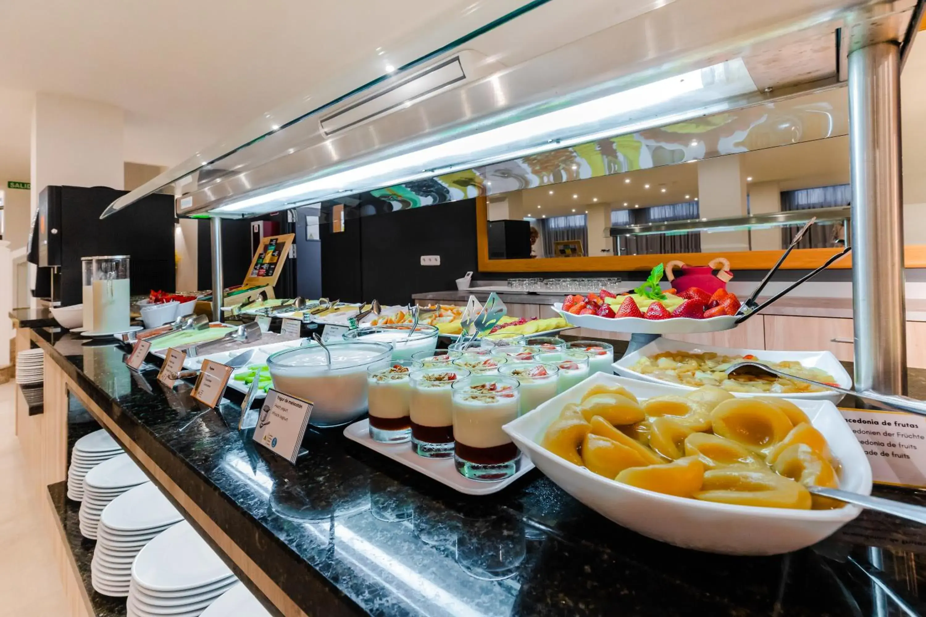 Buffet breakfast in Cabot Playa Grande - Adults Only Buffet breakfast in Cabot Playa Grande - Adults Only