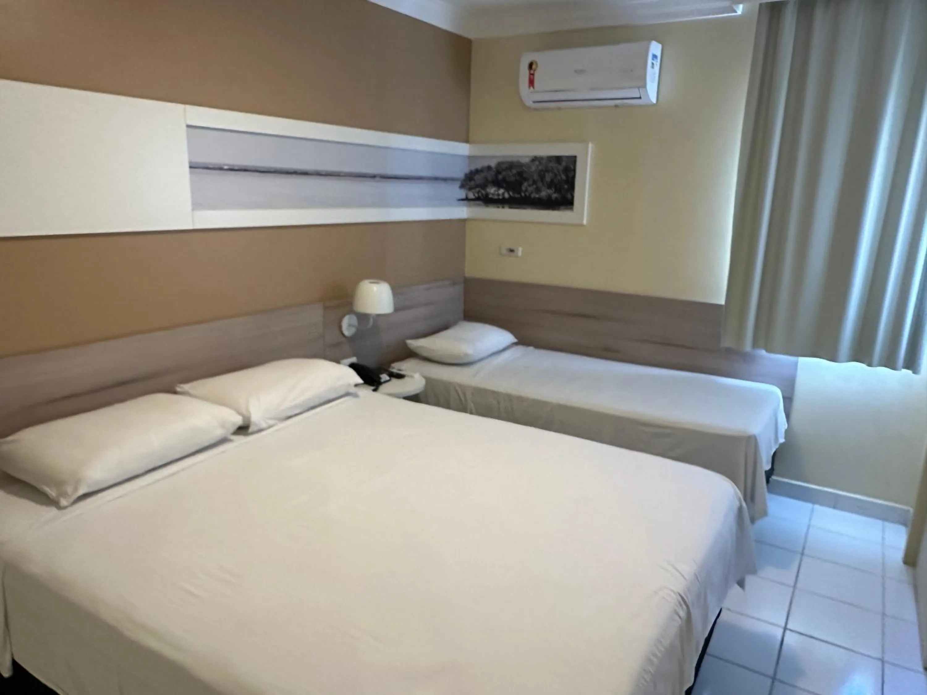 Bed in Hotel Porto Grande