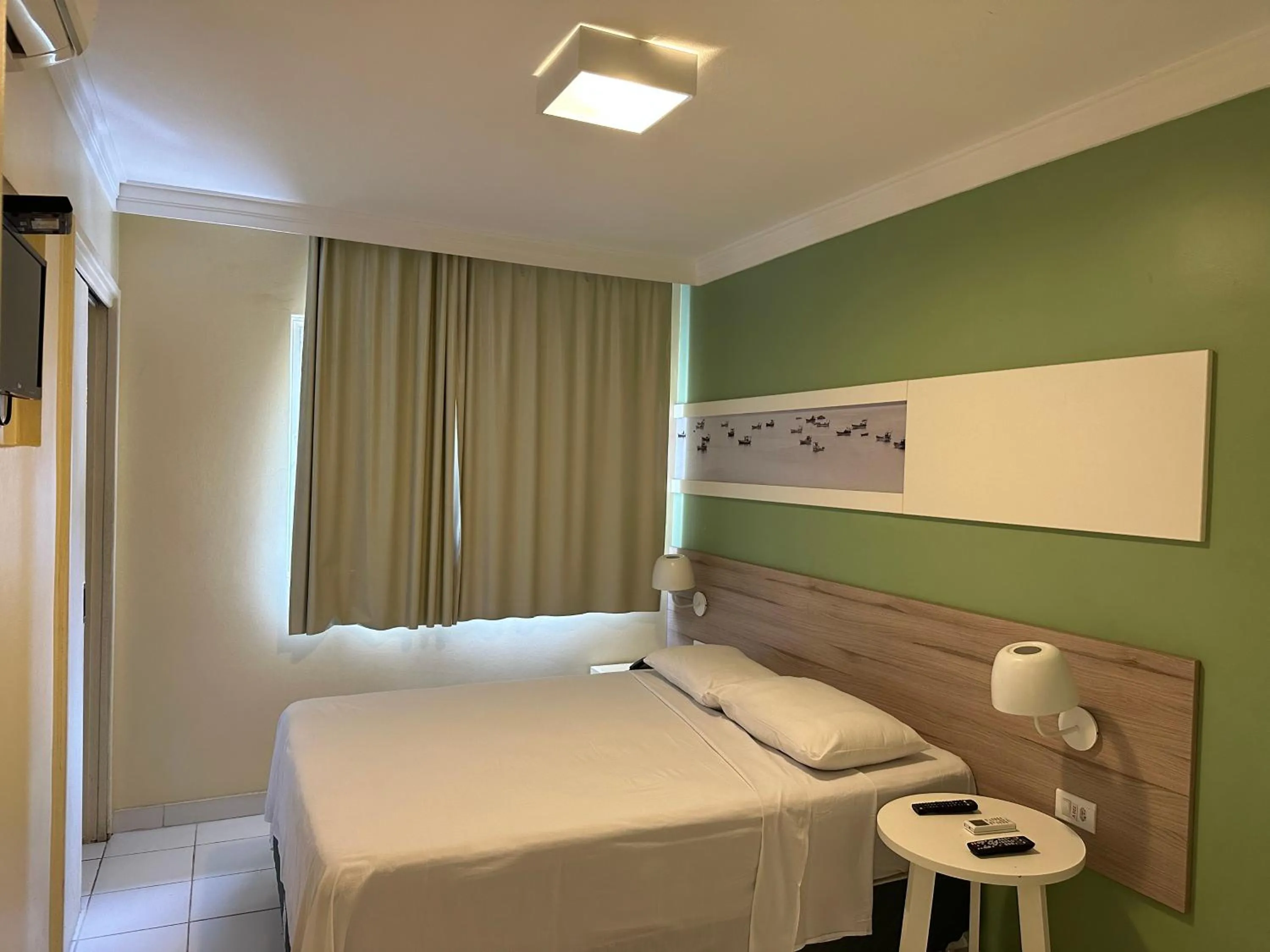 Bed in Hotel Porto Grande