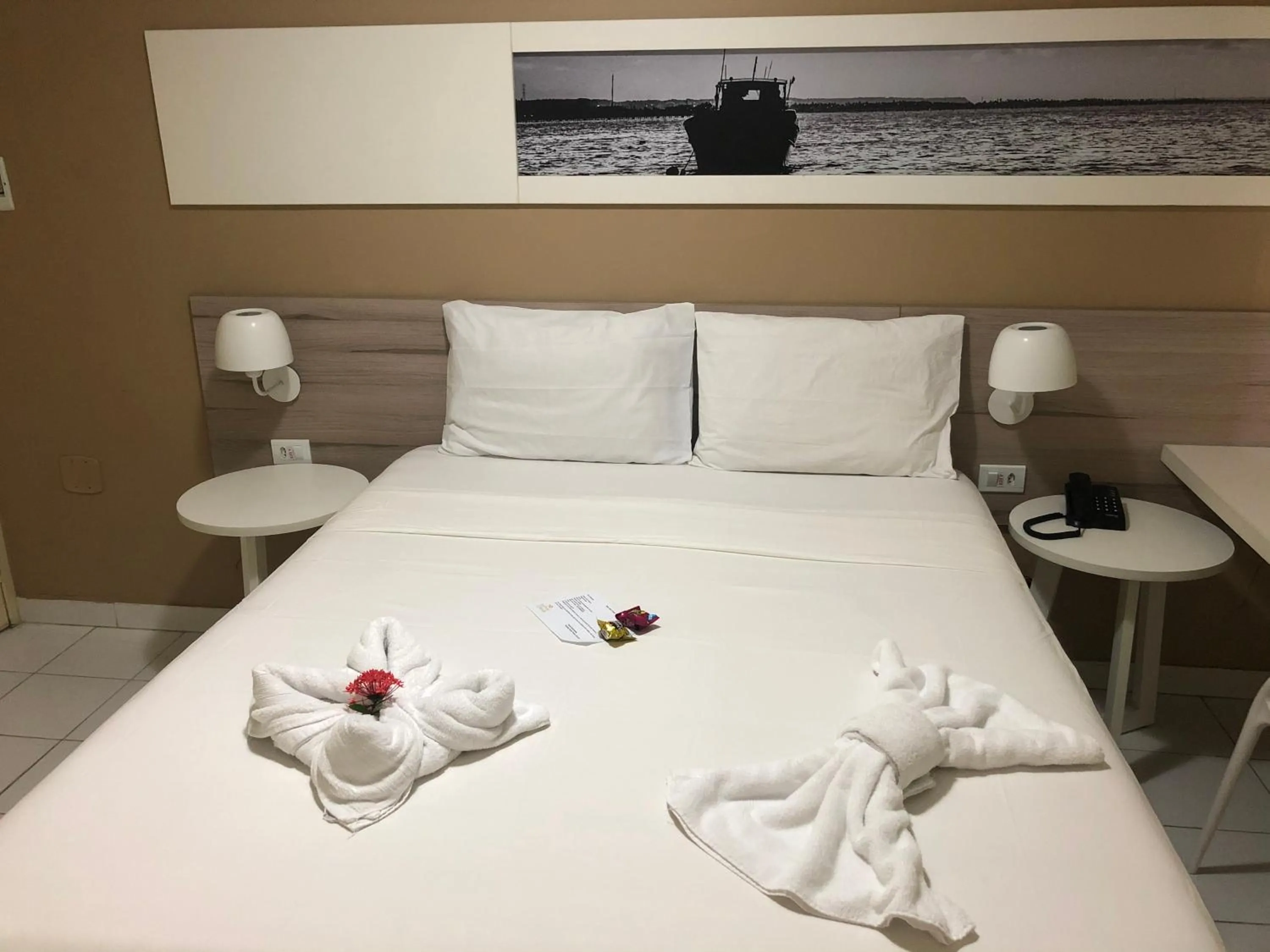 Bed in Hotel Porto Grande