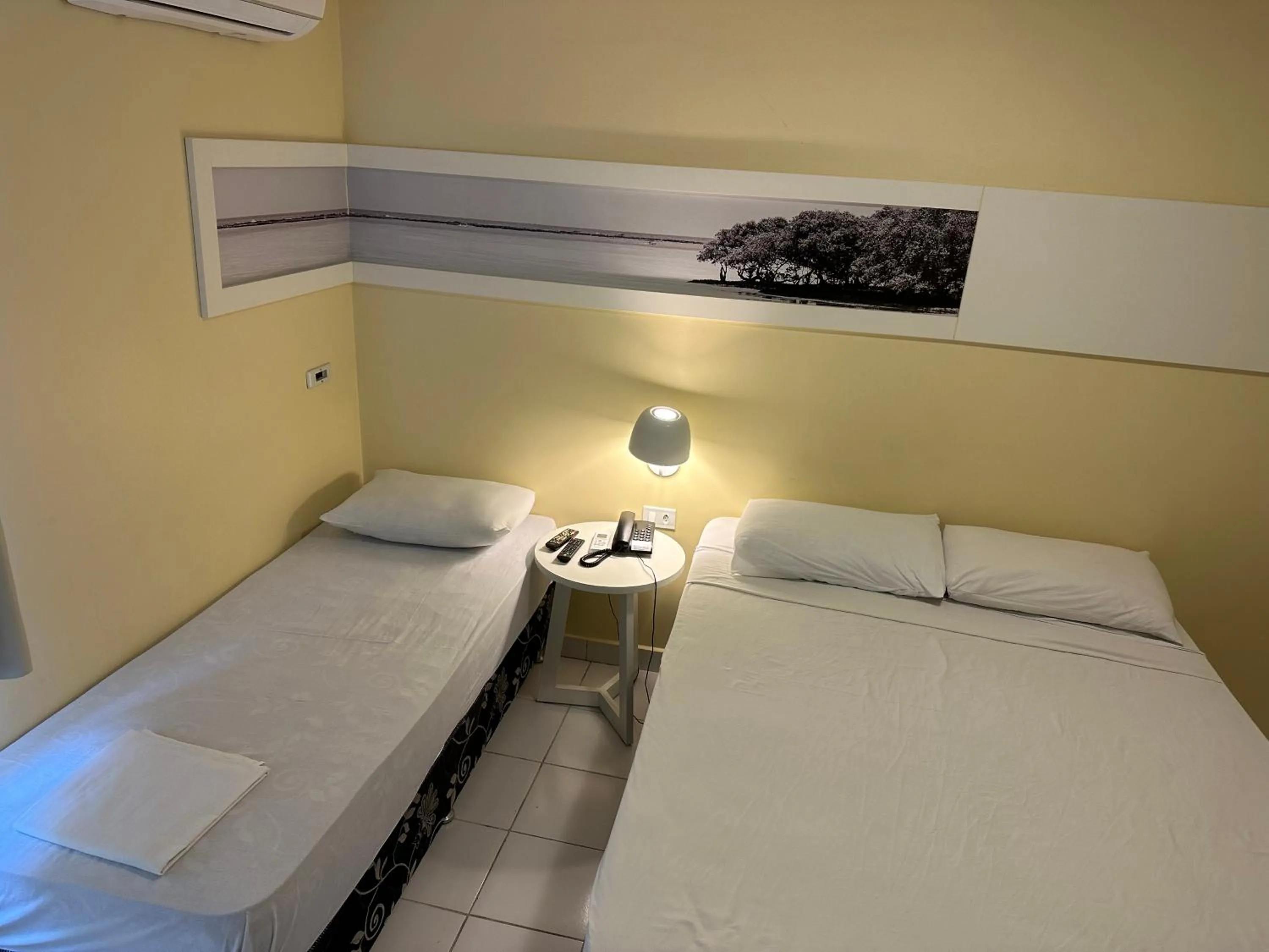 Bed in Hotel Porto Grande