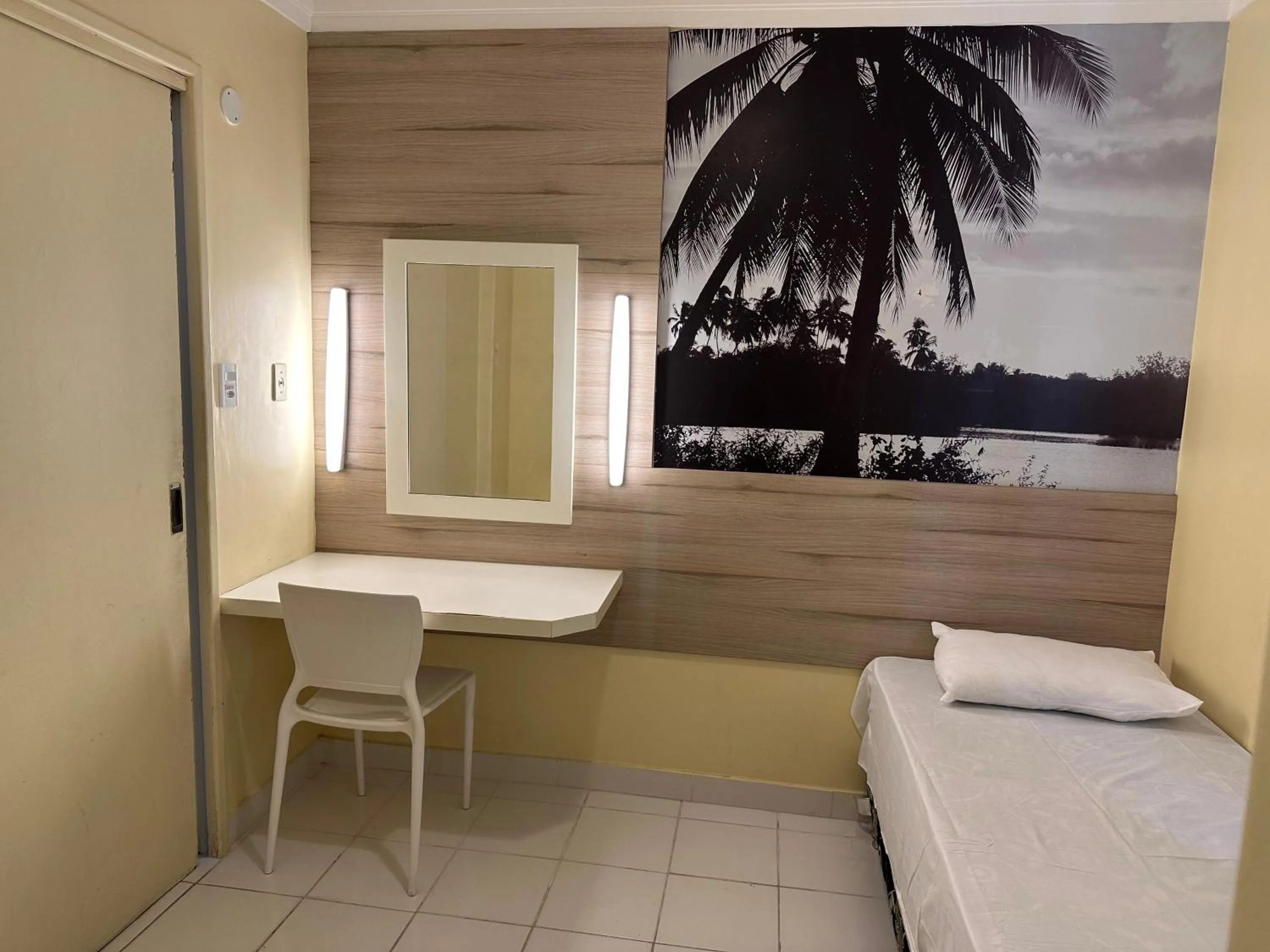 Bed in Hotel Porto Grande