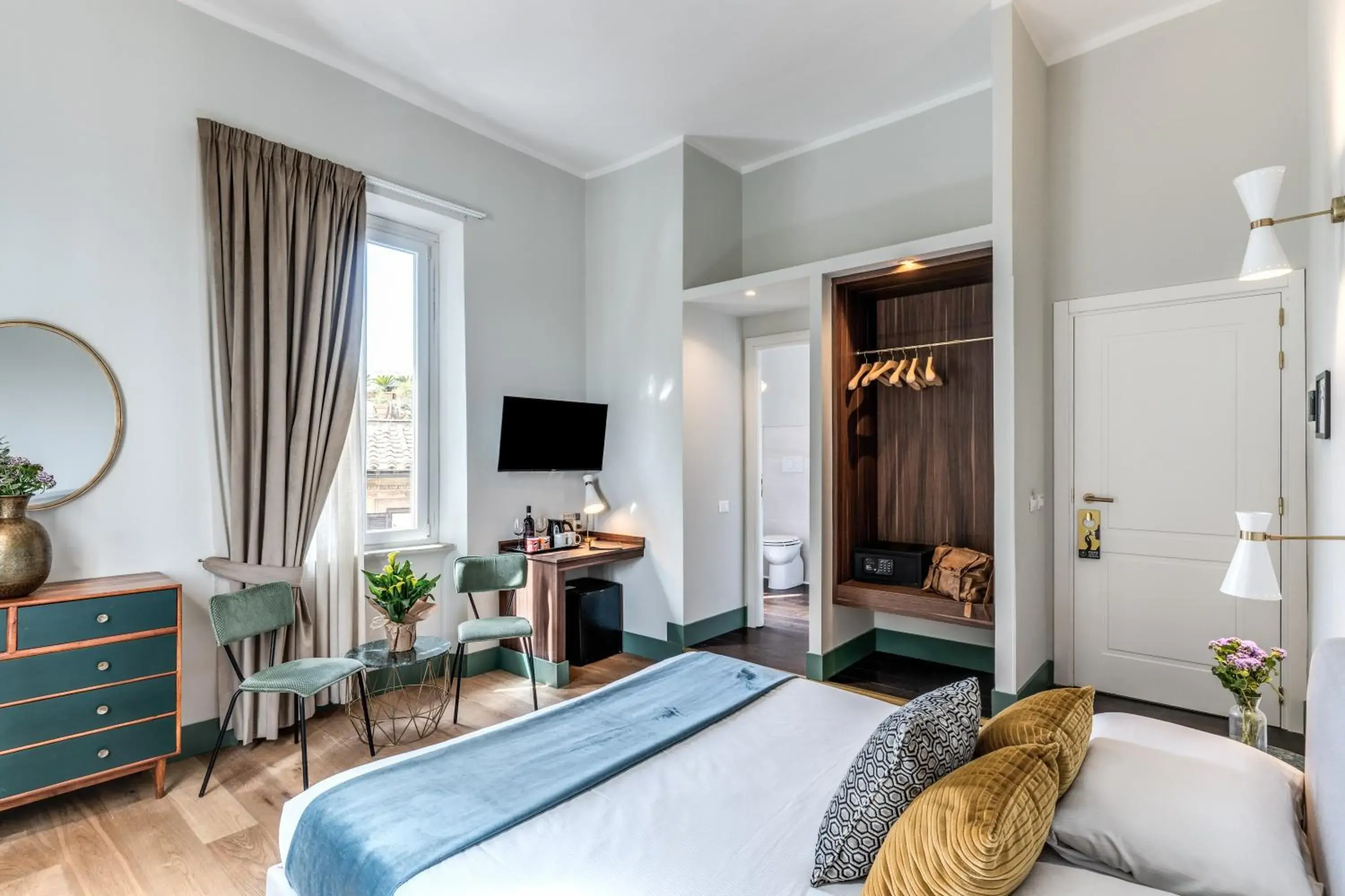 TV and multimedia, Bed in Tree Charme Trilussa TV and multimedia, Bed in Tree Charme Trilussa