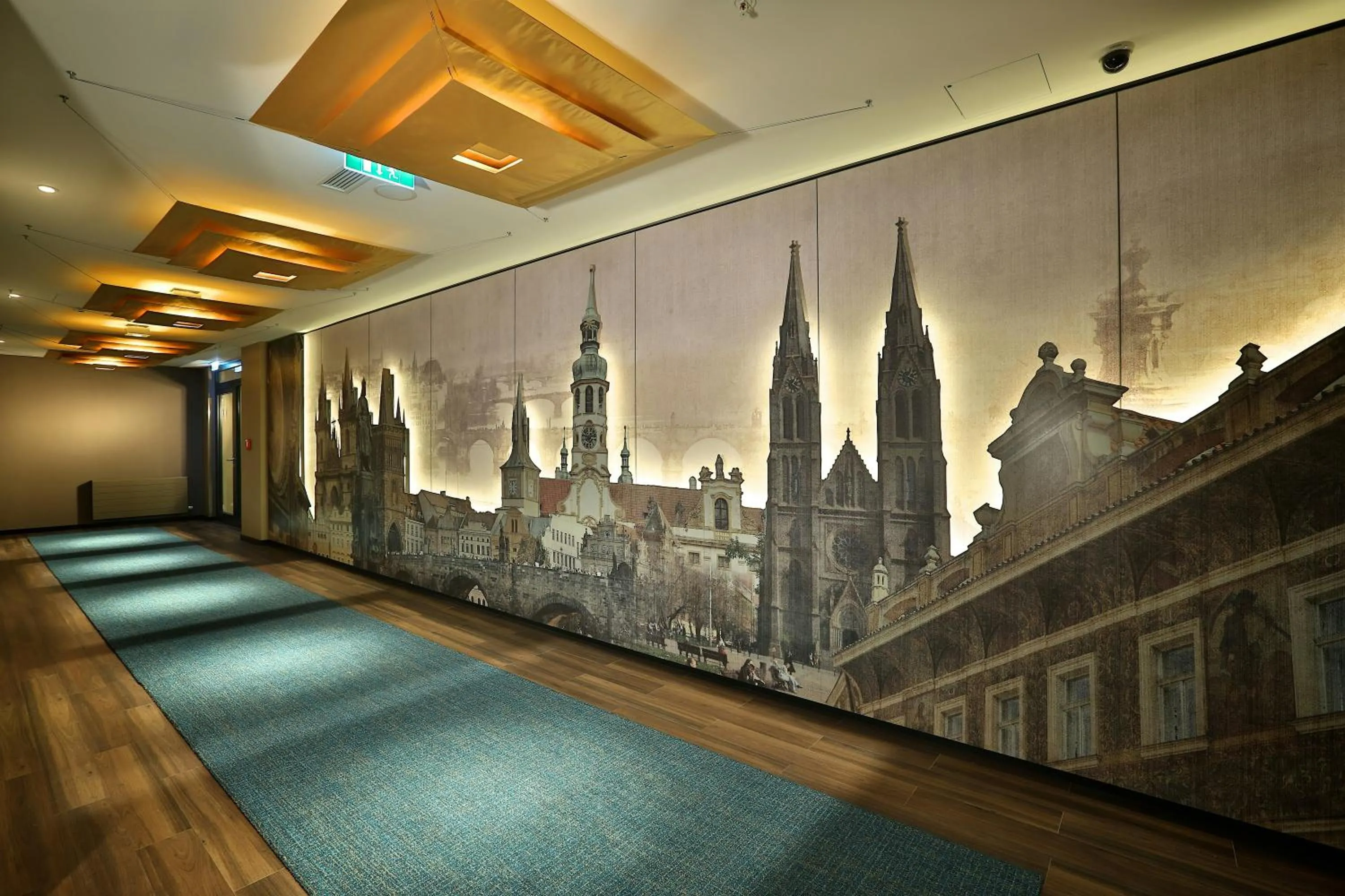 Motel One Prague-Florentinum