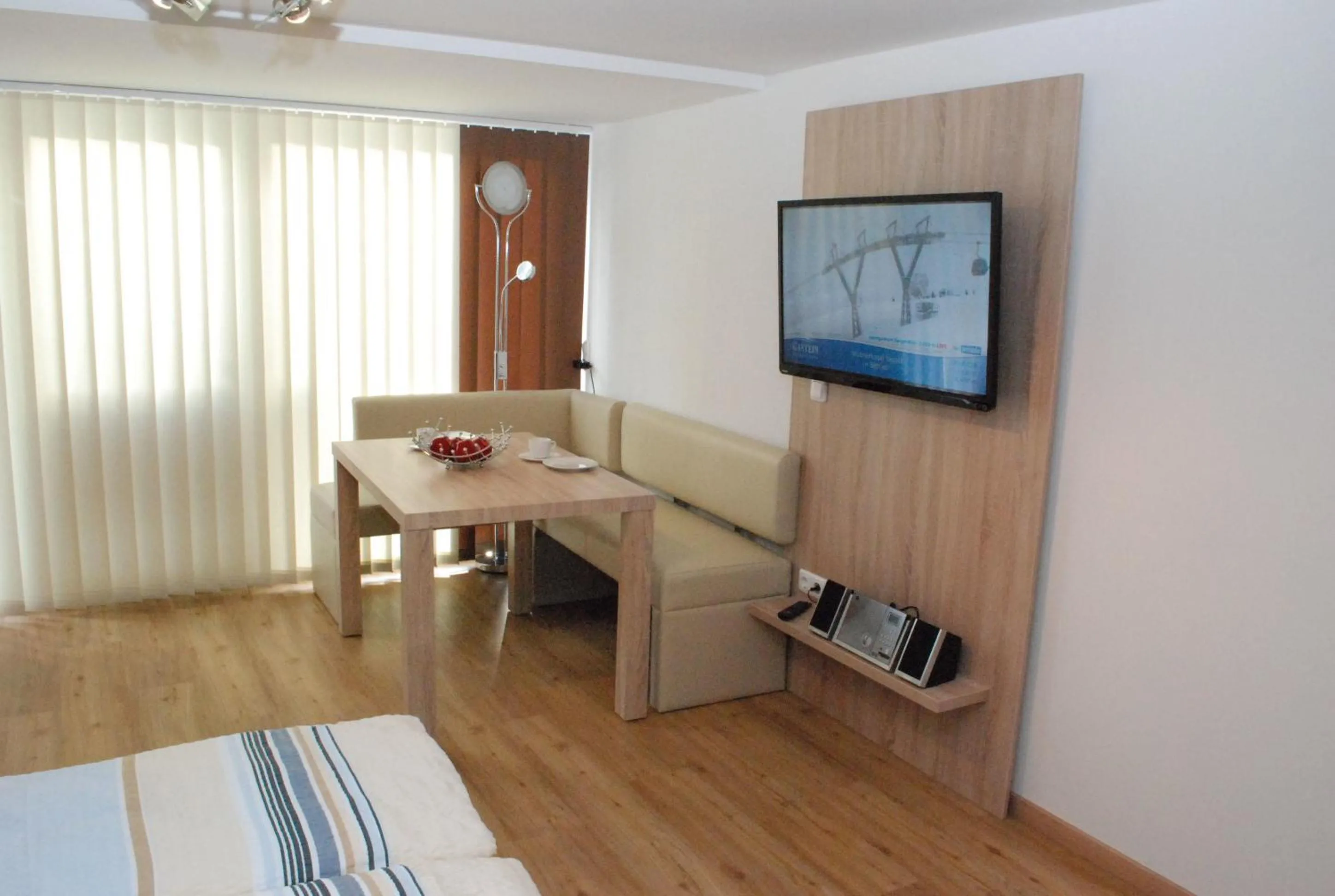 Dining area in Alpine Appart