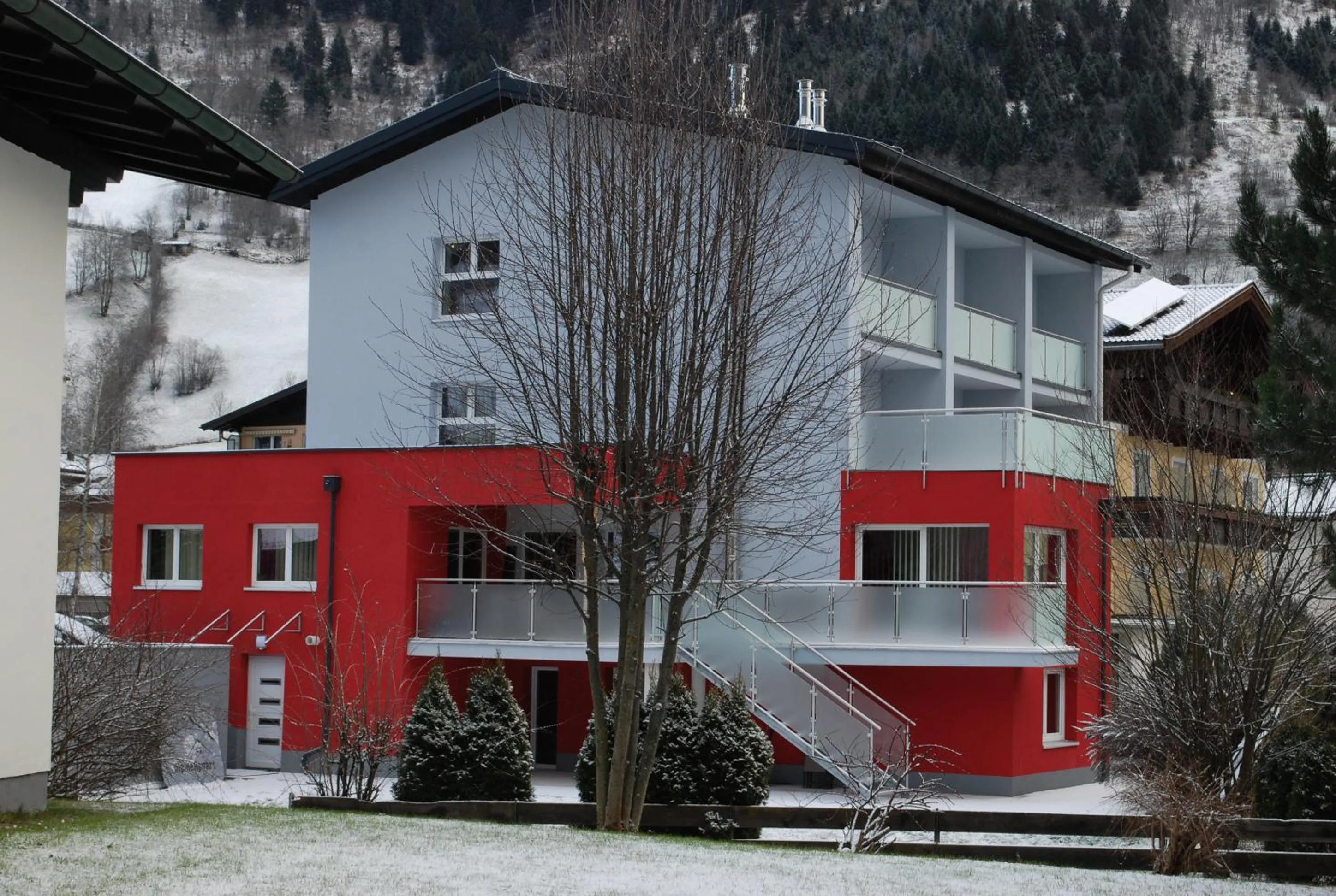 Facade/entrance in Alpine Appart