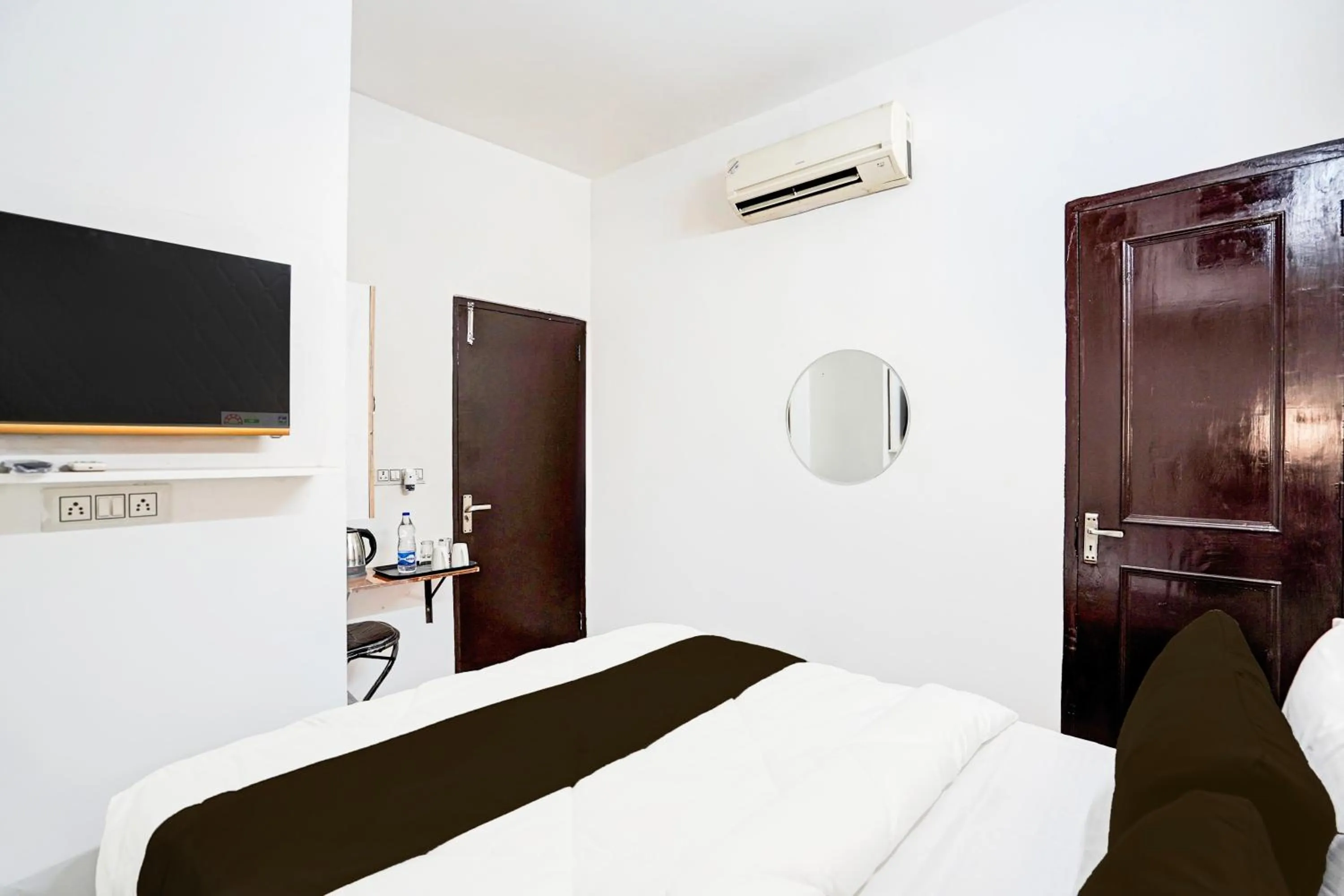 Bedroom, Bed in Hotel O Kiiza Stay House