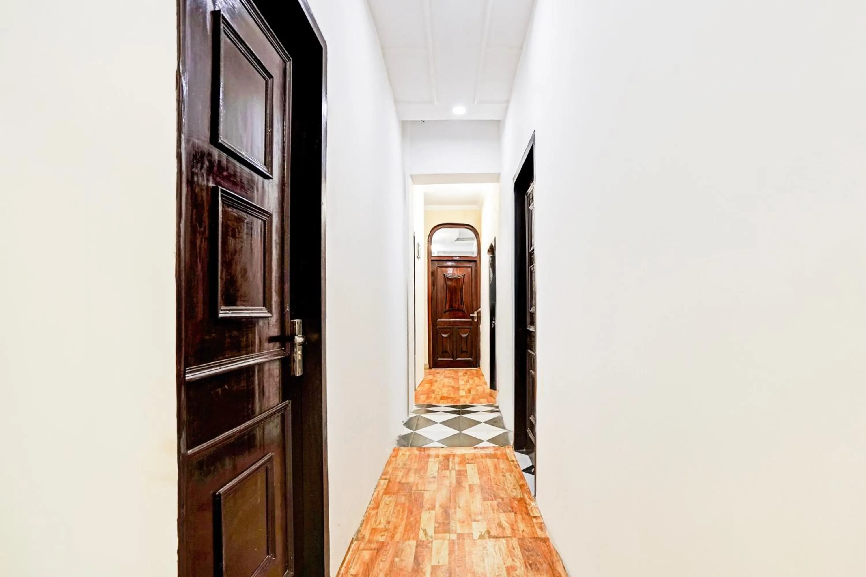 Lobby or reception in Hotel O Kiiza Stay House