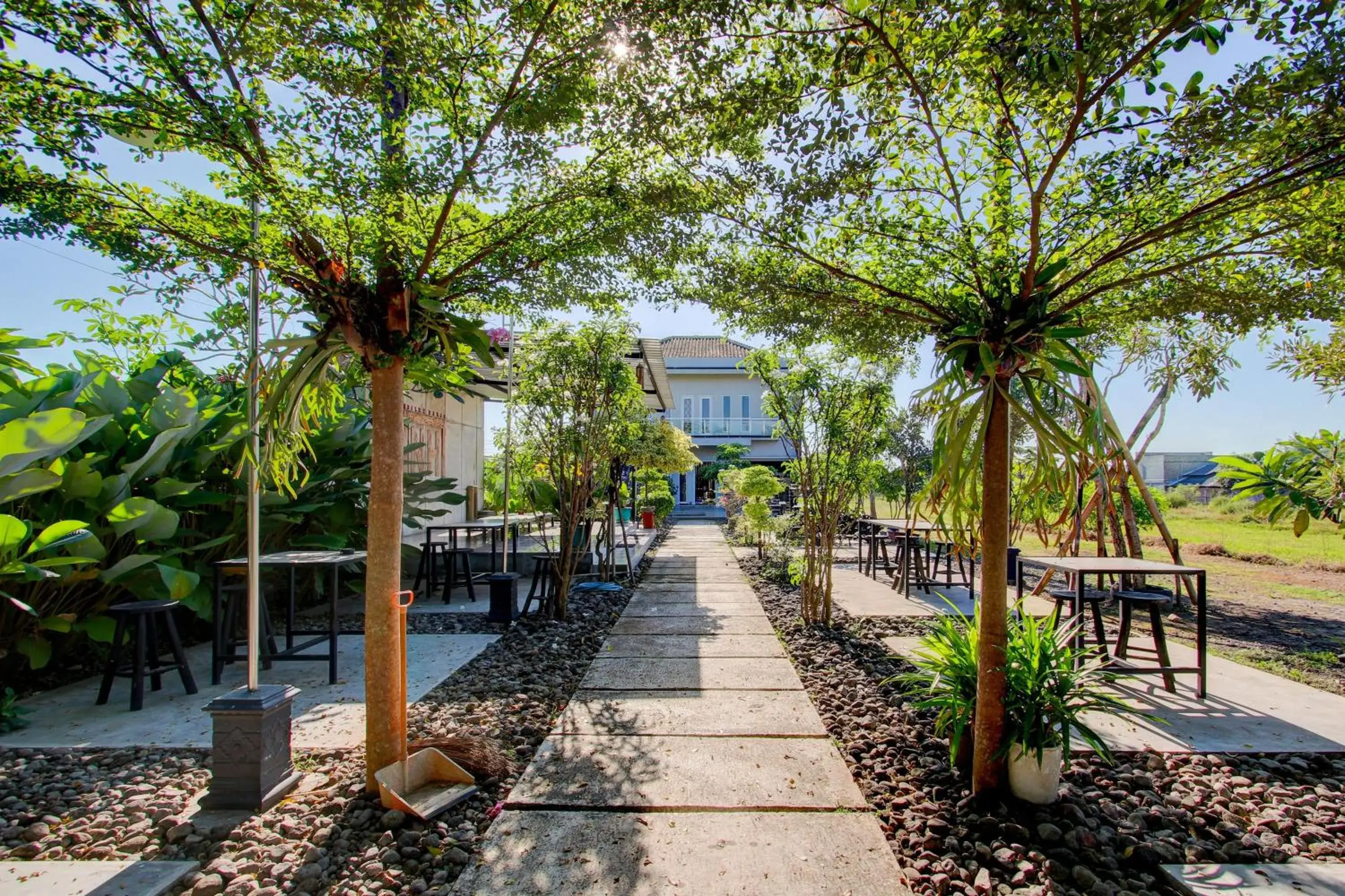 Restaurant/places to eat in OYO 93885 D'harjo Guesthouse Restaurant/places to eat in OYO 93885 D'harjo Guesthouse