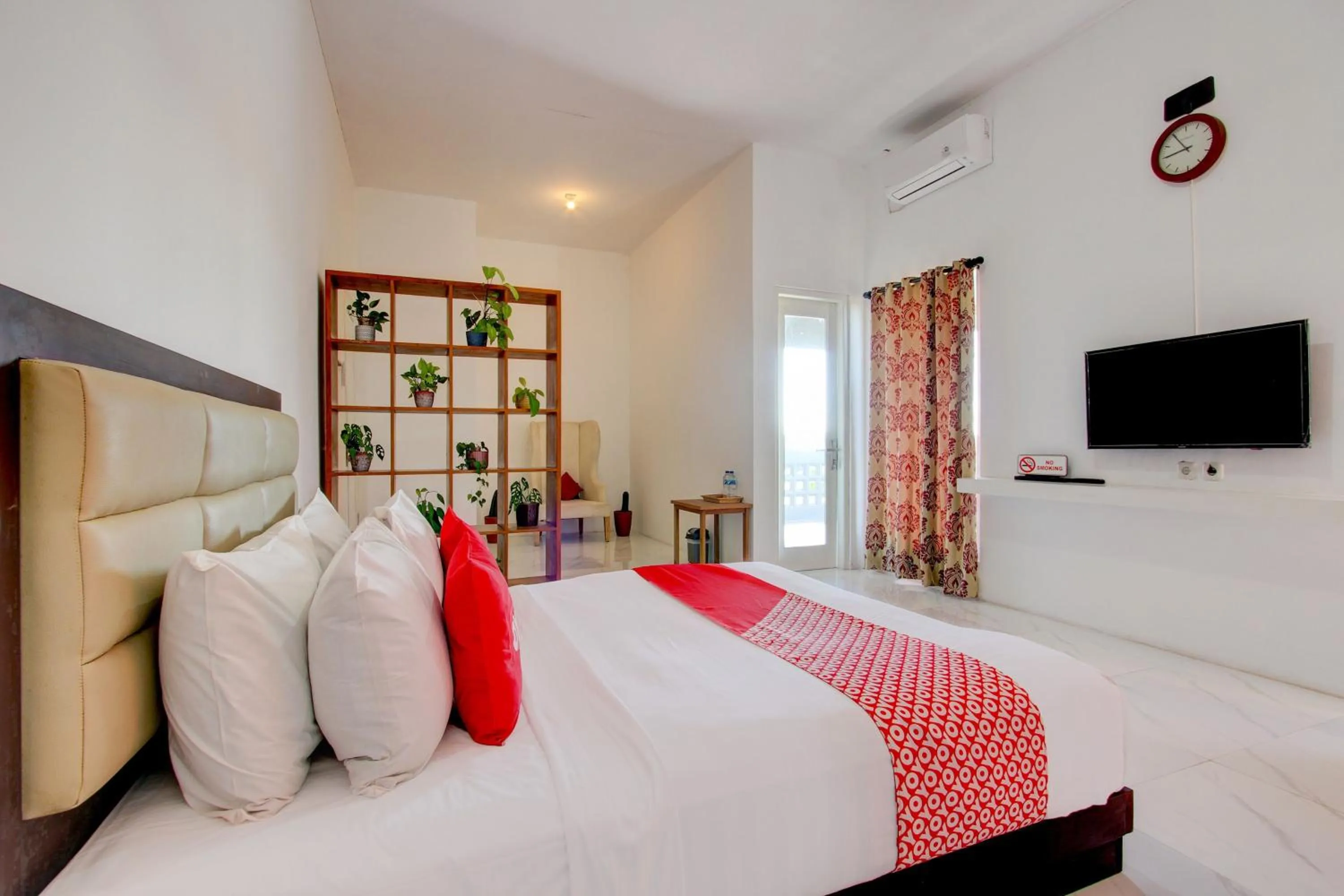 Bedroom in Hotel O D'harjo Guesthouse