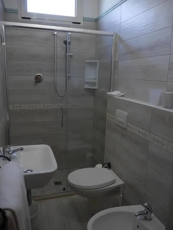Bathroom in Hotel Anita B&B sul mare