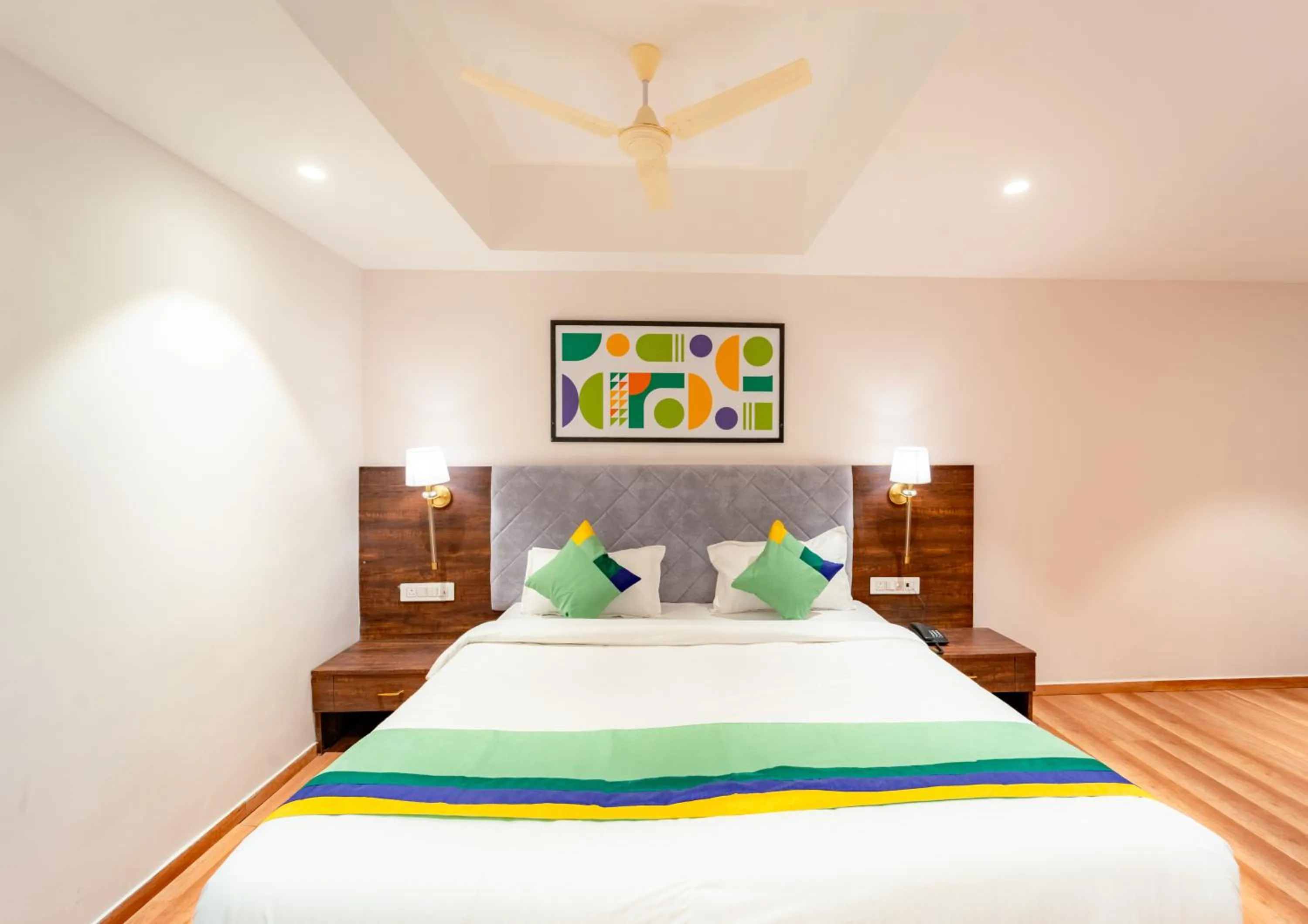 Bedroom, Bed in Treebo Premium Omni Residency