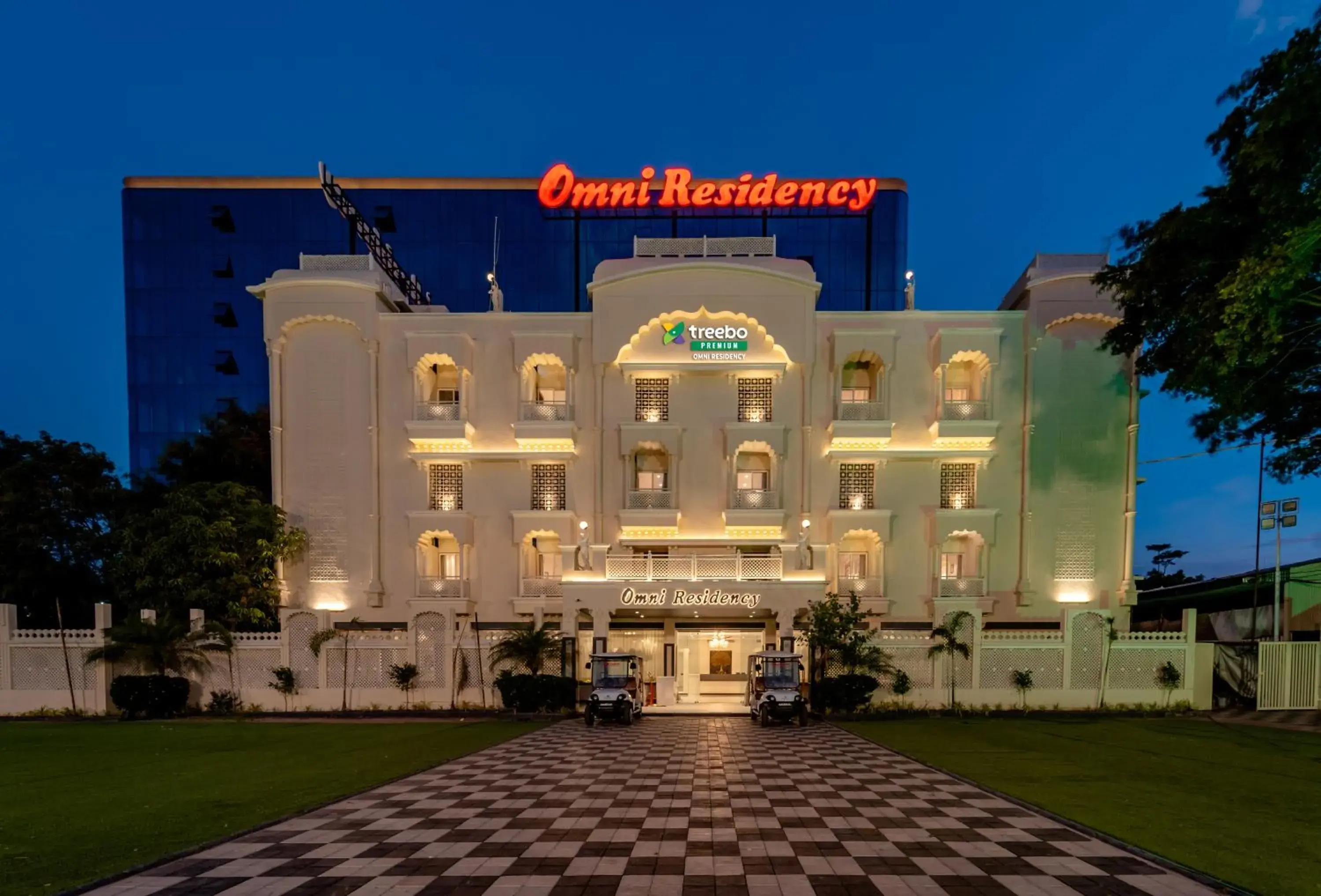 Facade/entrance in Treebo Premium Omni Residency Facade/entrance in Treebo Premium Omni Residency