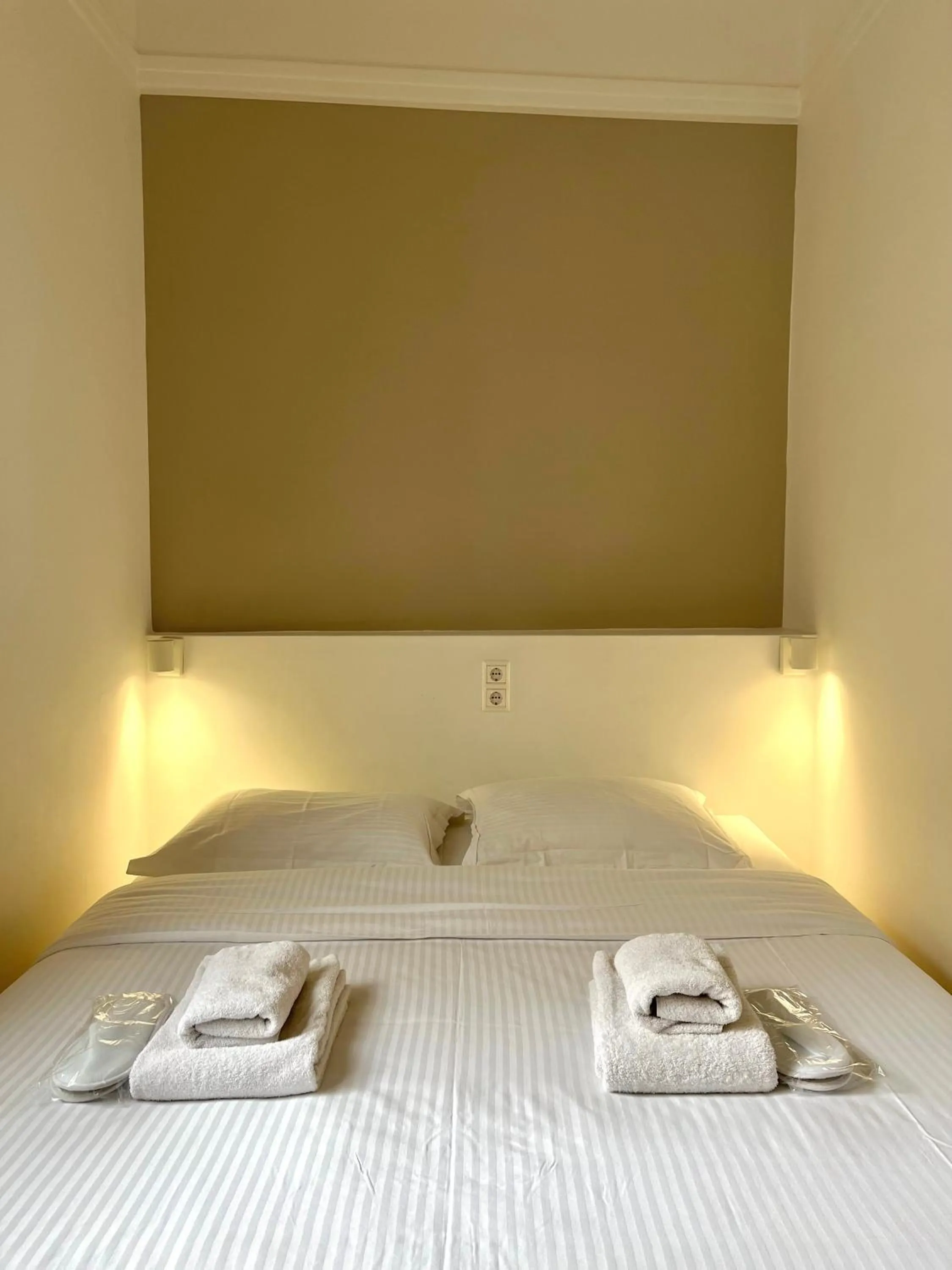 Bed in Mosaikon Guesthouses #Miltiadou Str