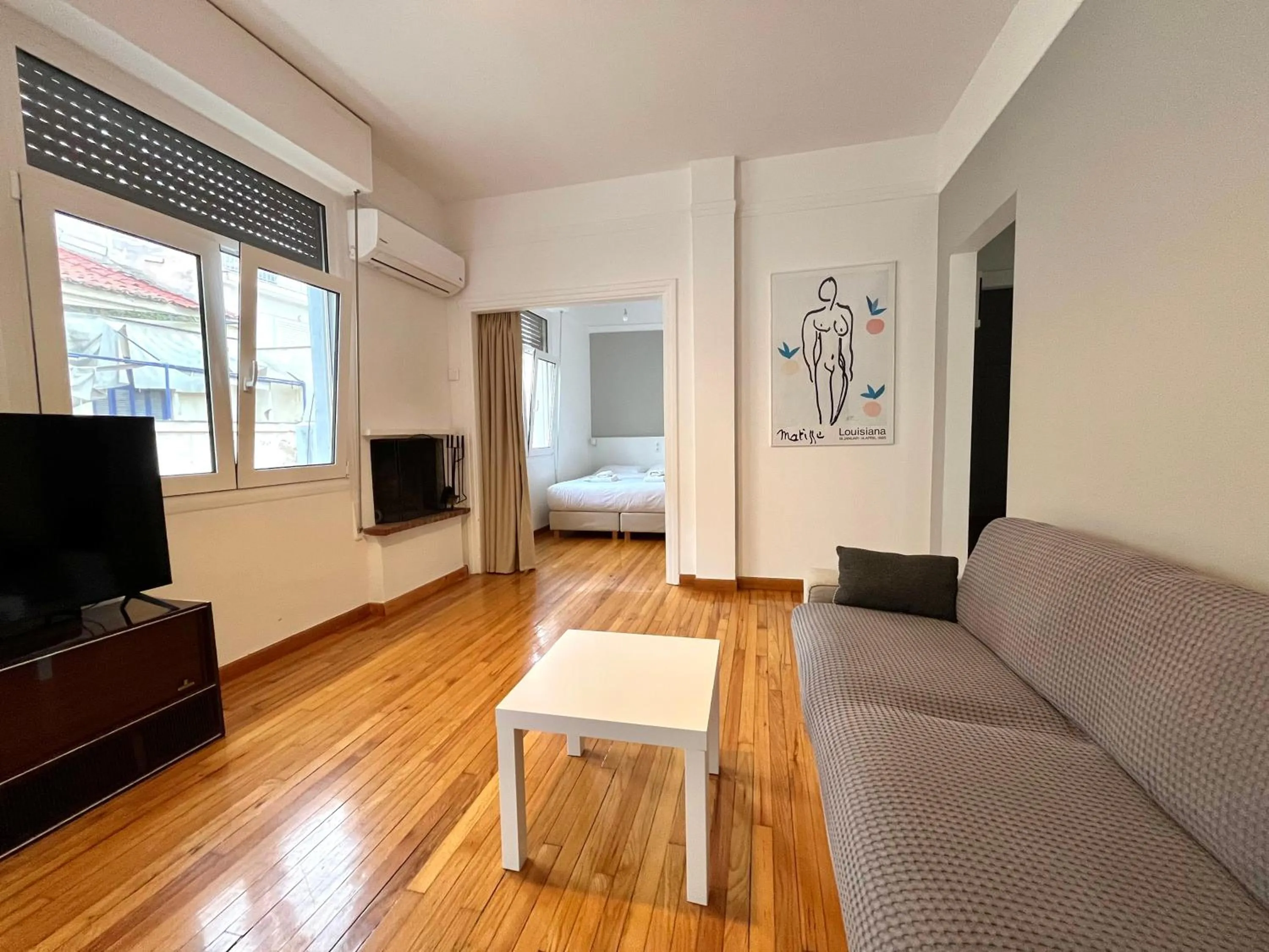 Mosaikon Guesthouses #Miltiadou Str